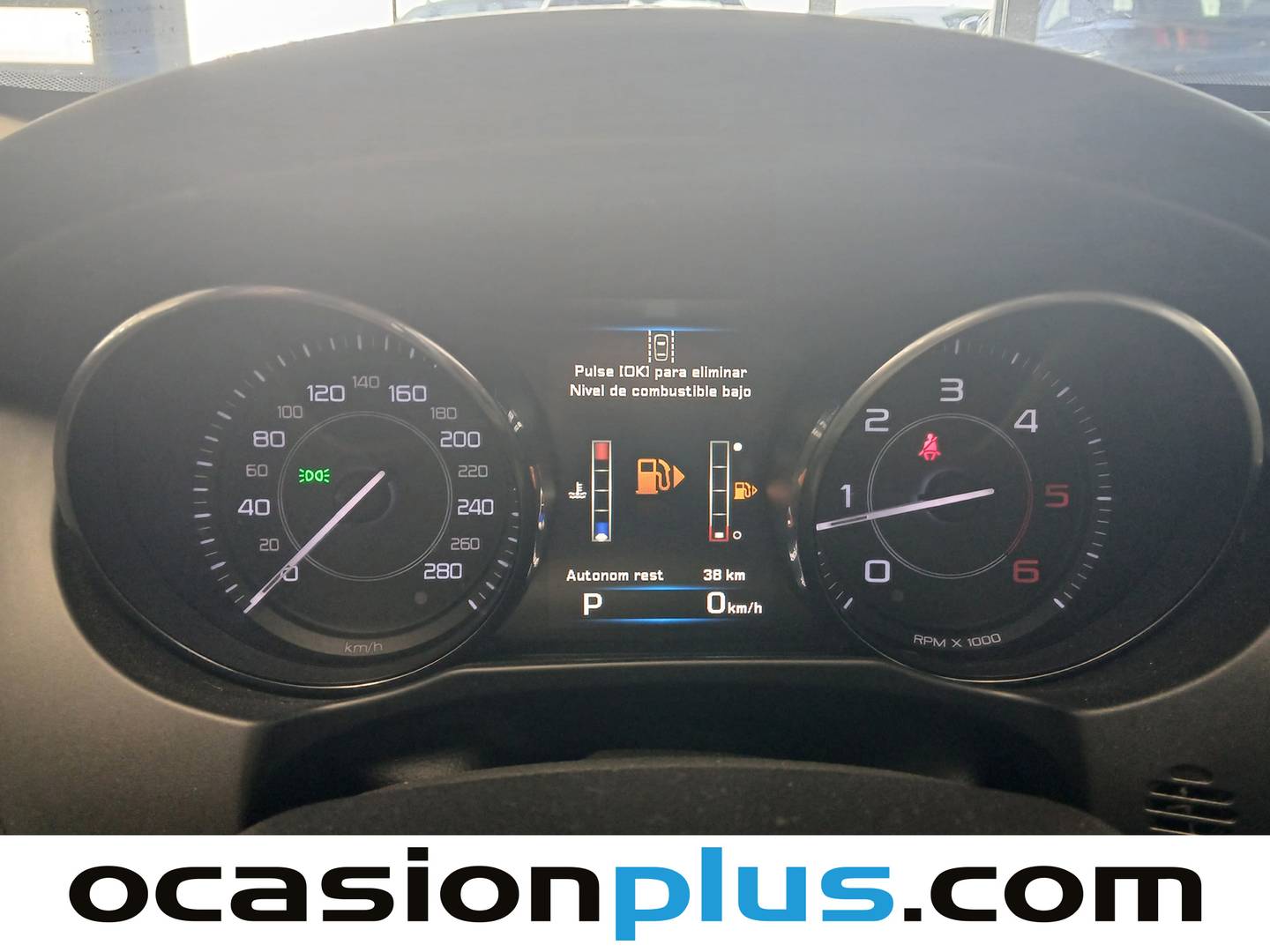 Foto Jaguar XE Jaguar XE 2.0 Diesel Pure RWD Auto (180 CV)