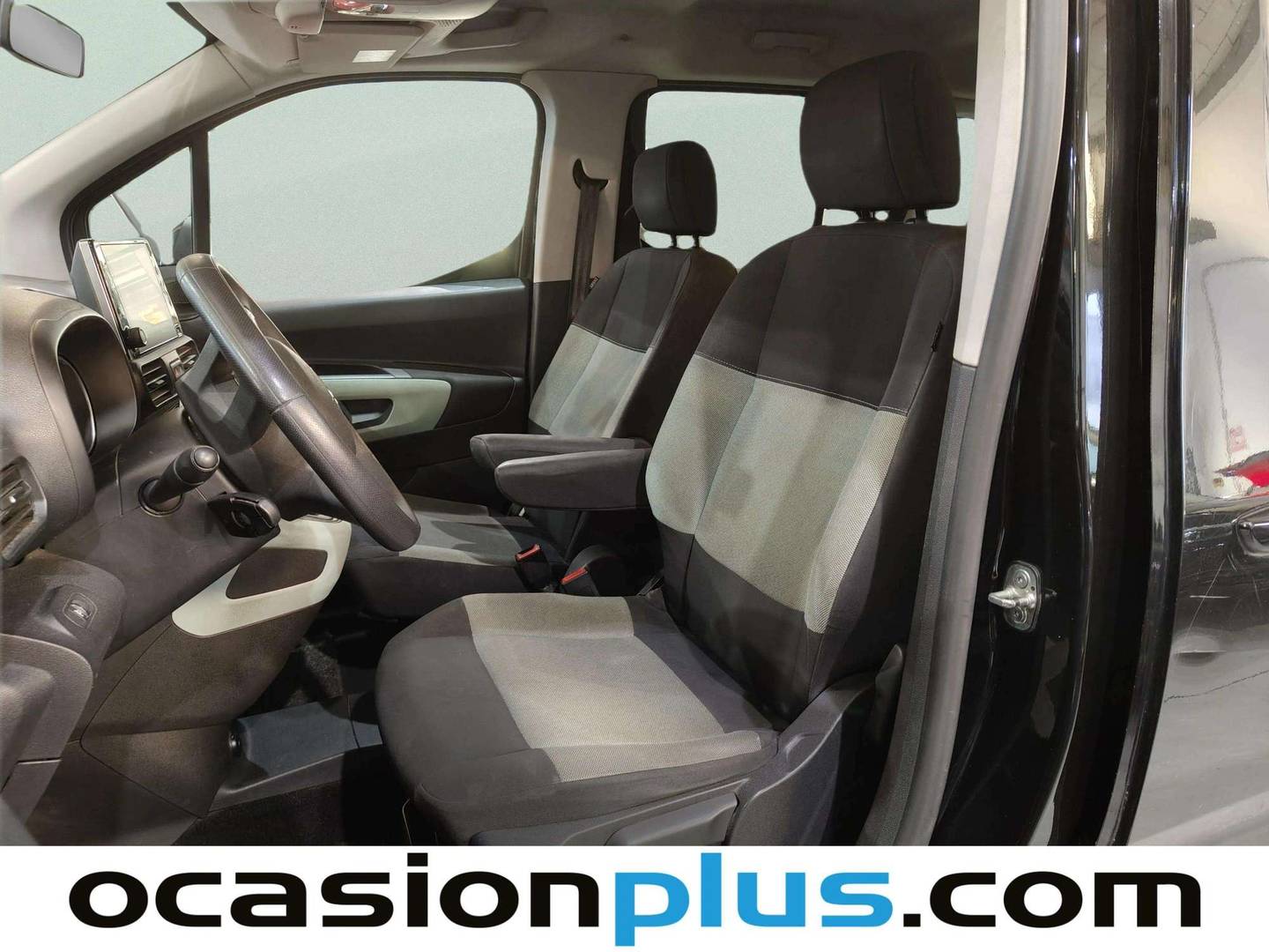 Foto asientos delanteros Citroën Berlingo Citroën Berlingo BlueHDi 130 S&S Talla M Shine (130 CV)