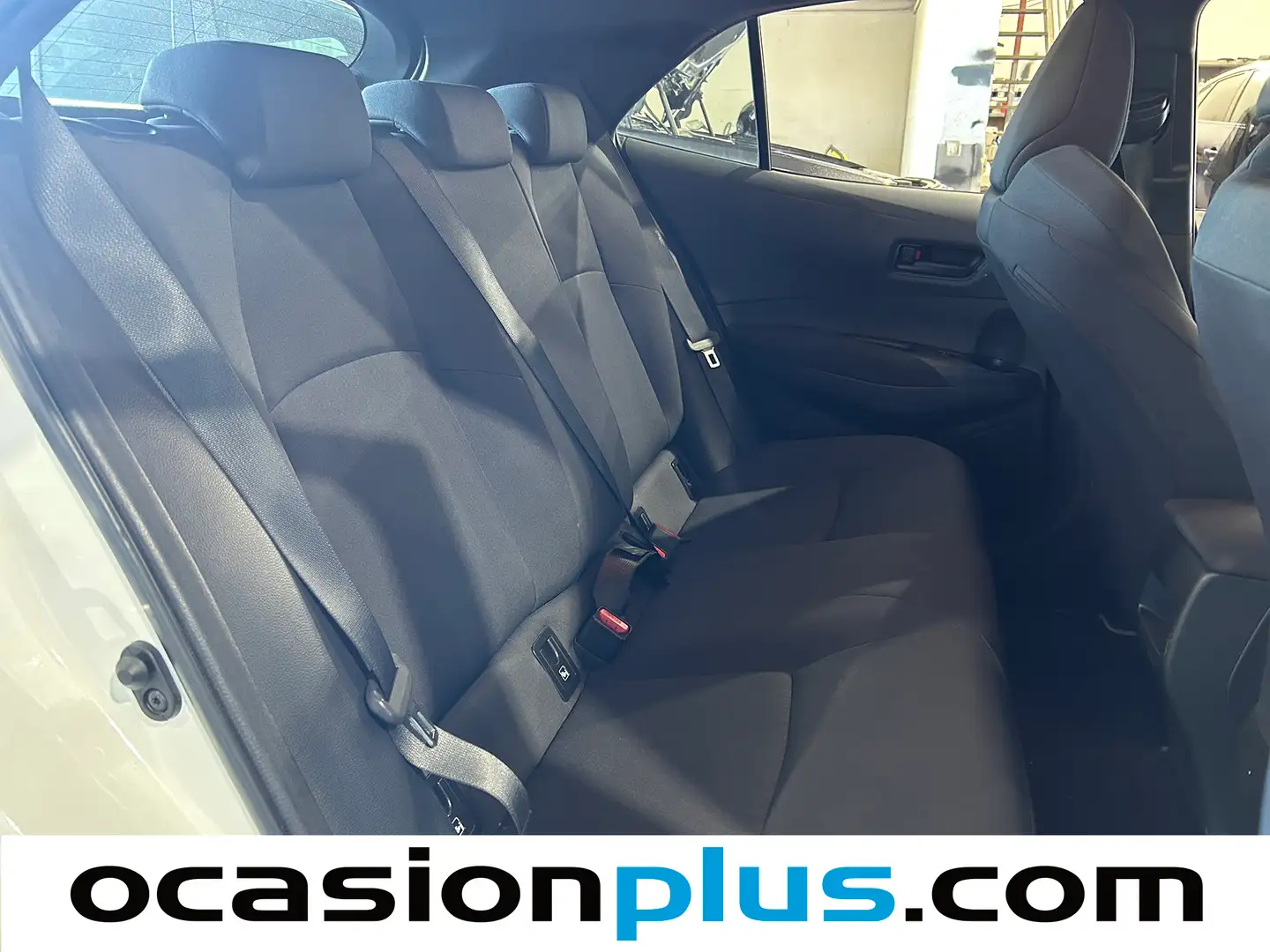 Foto Toyota Corolla Toyota Corolla 125H Business E-CVT (122 CV)