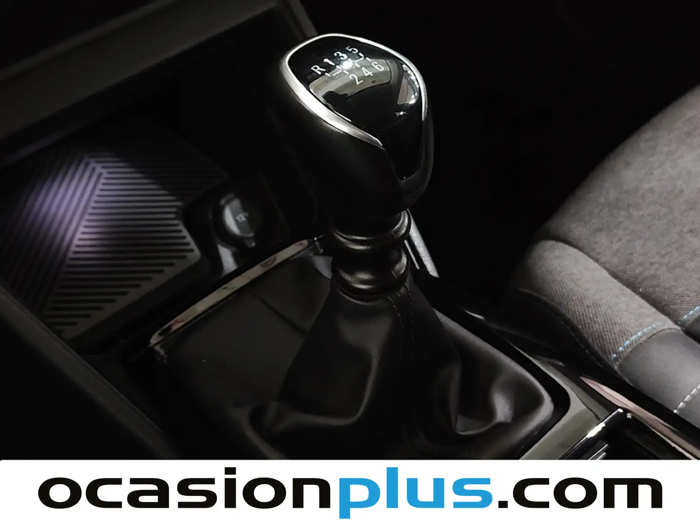 Foto Citroën C4 Citroen C4 PureTech 130 S&S Shine (130 CV)