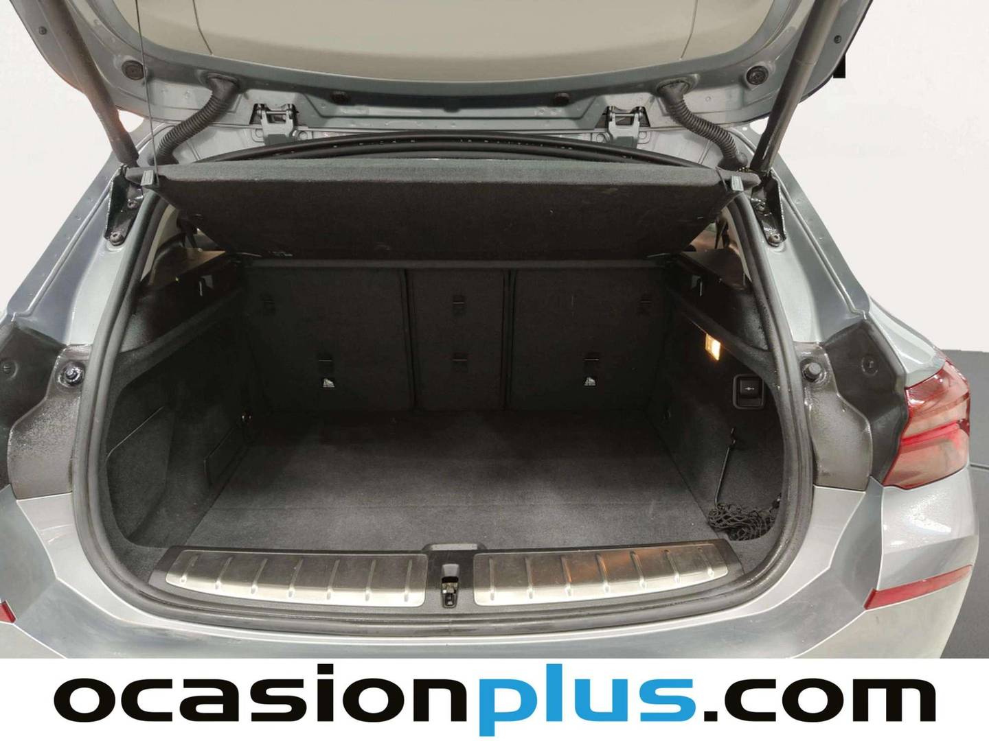 Fotos maletero BMW X2 BMW X2 sDrive18d Business (150 CV)