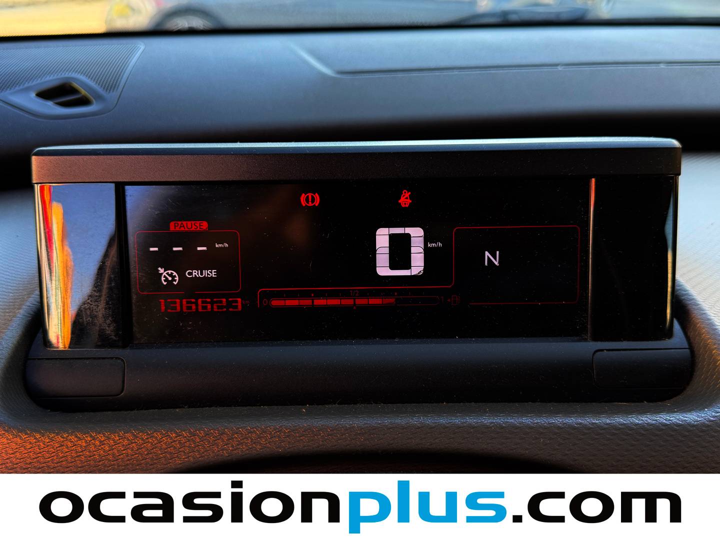 Citroën C4 Cactus Citroën C4 Cactus e-HDI 92 Feel ETG6 (92 CV) automático