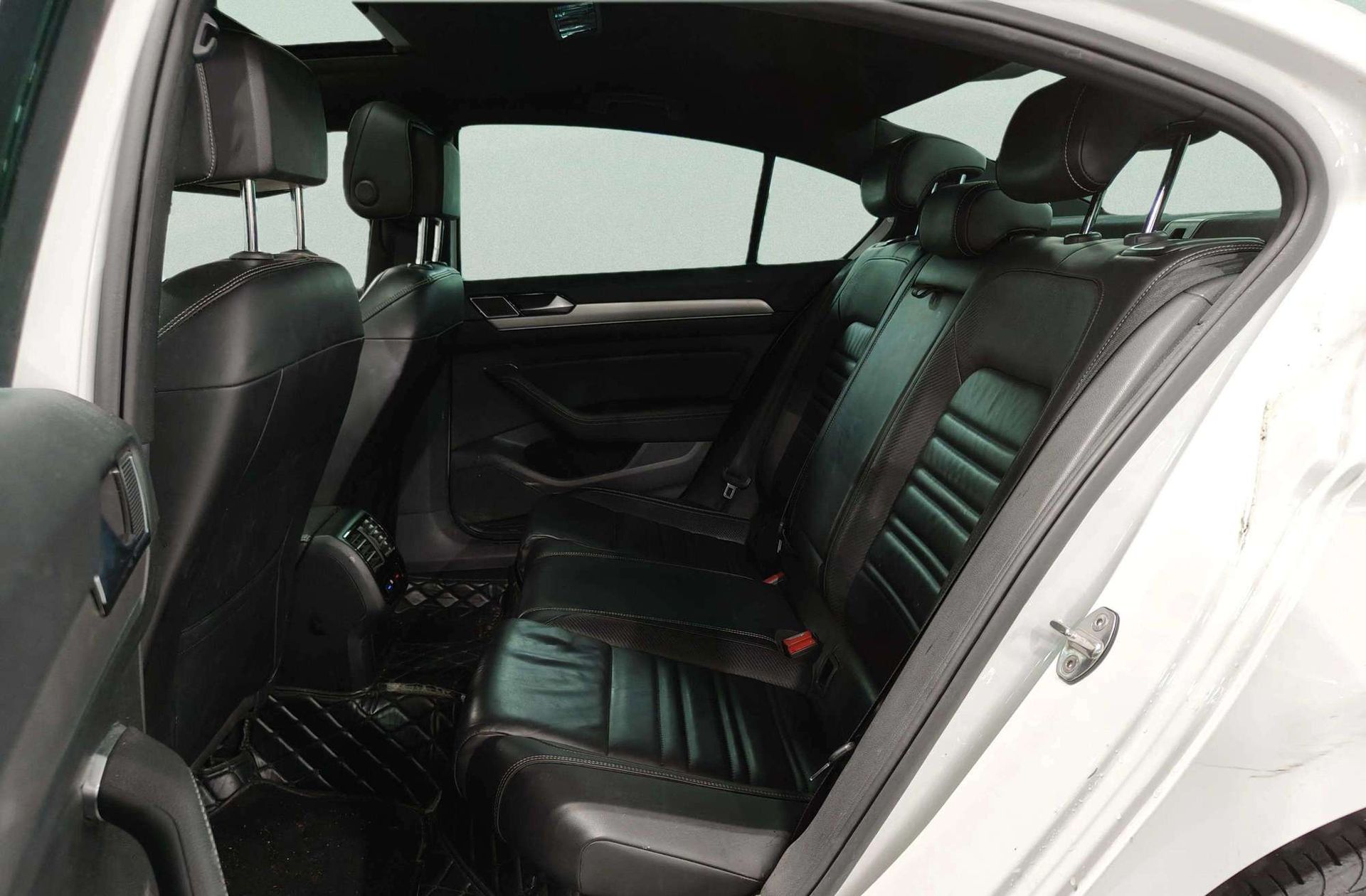 Volkswagen Passat Sport 1.8 TSI BMT DSG - foto 17
