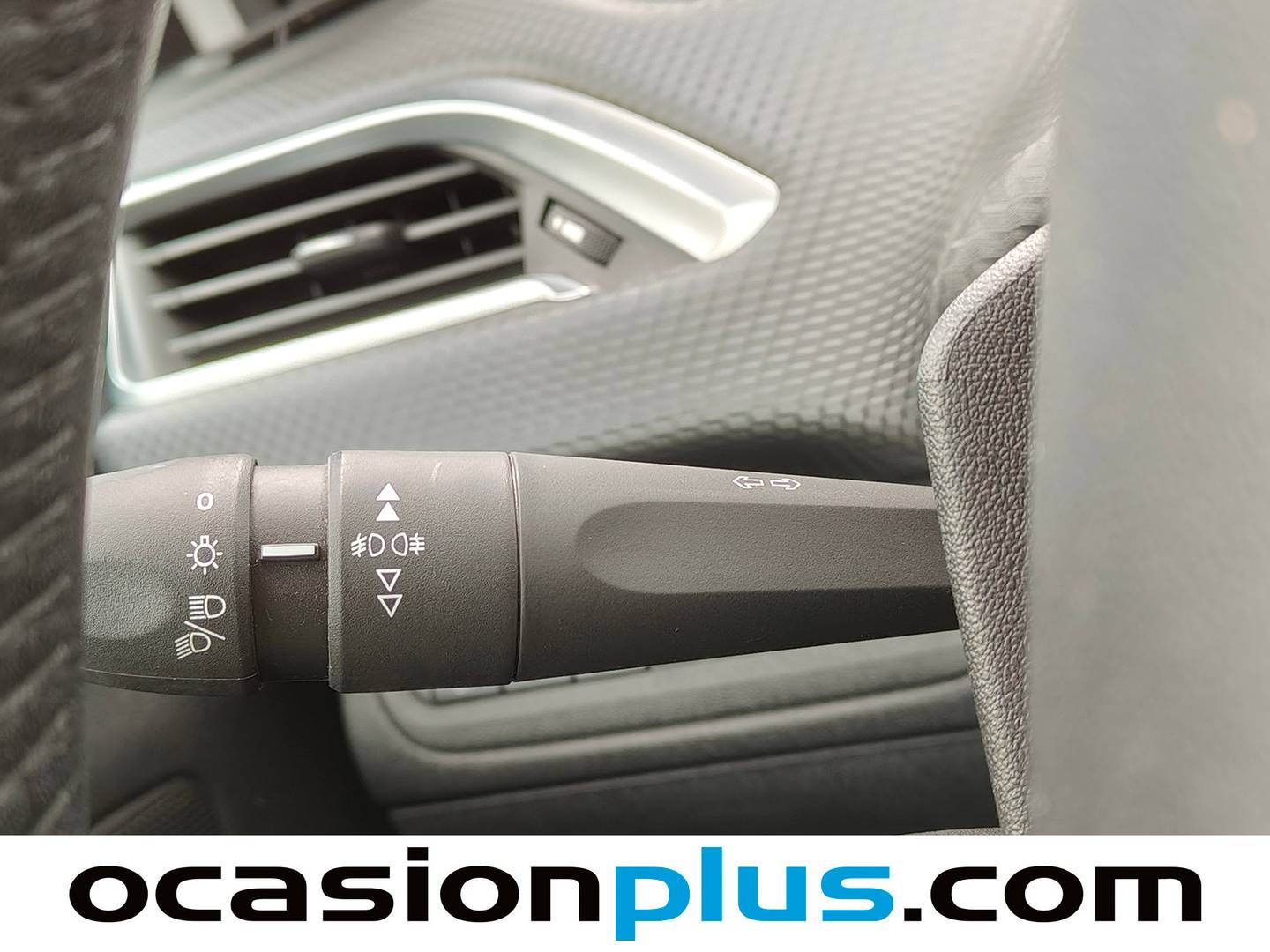 Peugeot 2008 Peugeot 2008 PureTech 82 S&S Style (82 CV) de segunda mano