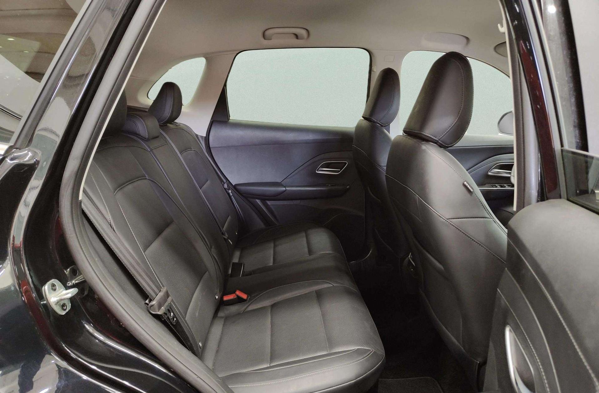 MG ZS 1.5 Hybrid+ Luxury - foto 19