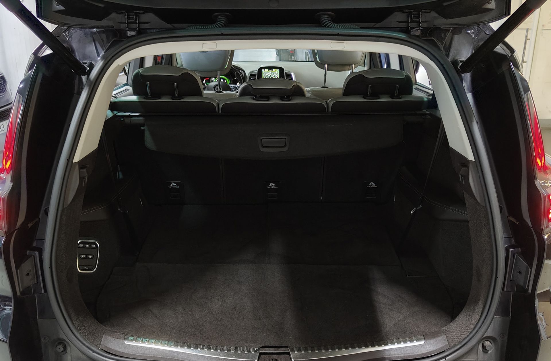 Renault Espace Initiale Paris Energy dCi TT EDC - foto 17