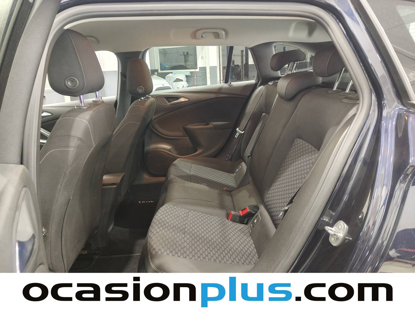Foto asientos traseros Opel Astra Opel Astra Sports Tourer 1.6 CDTI Selective Pro (110 CV)