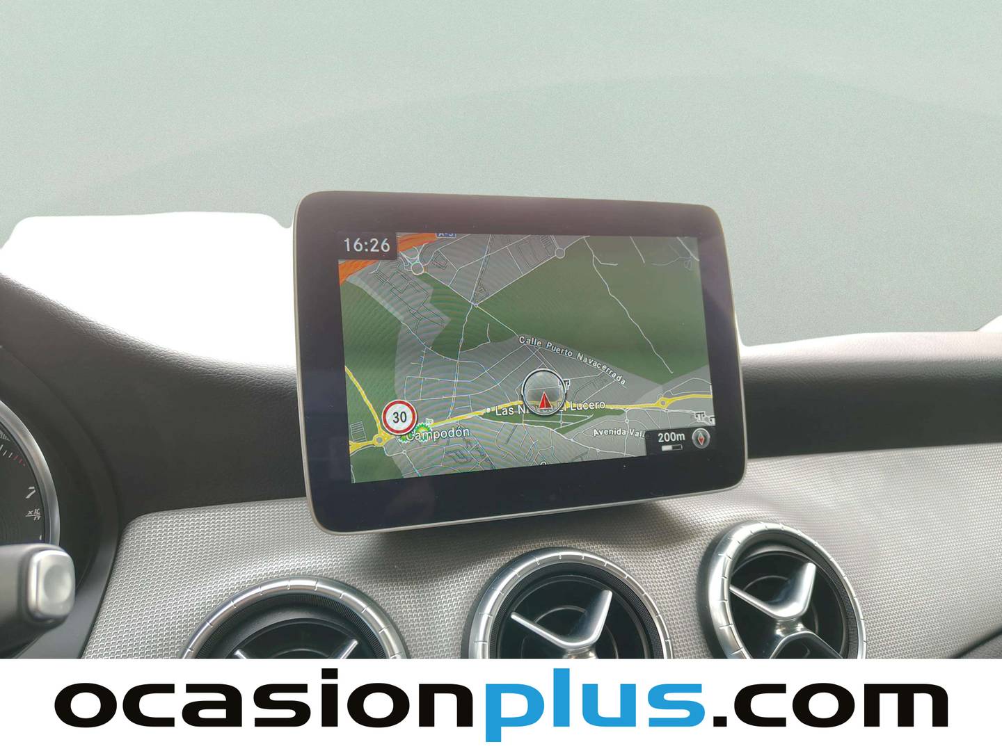 Extras y acabados del Mercedes CLA Mercedes-Benz CLA 180 (122 CV)