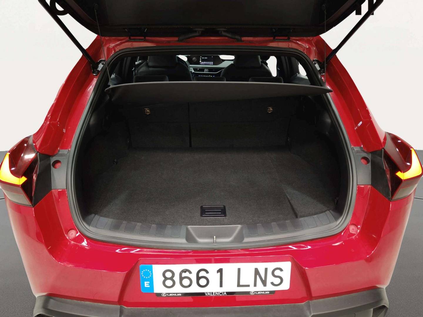 Fotos maletero Lexus UX Lexus UX 250h Business 2WD (184 CV)