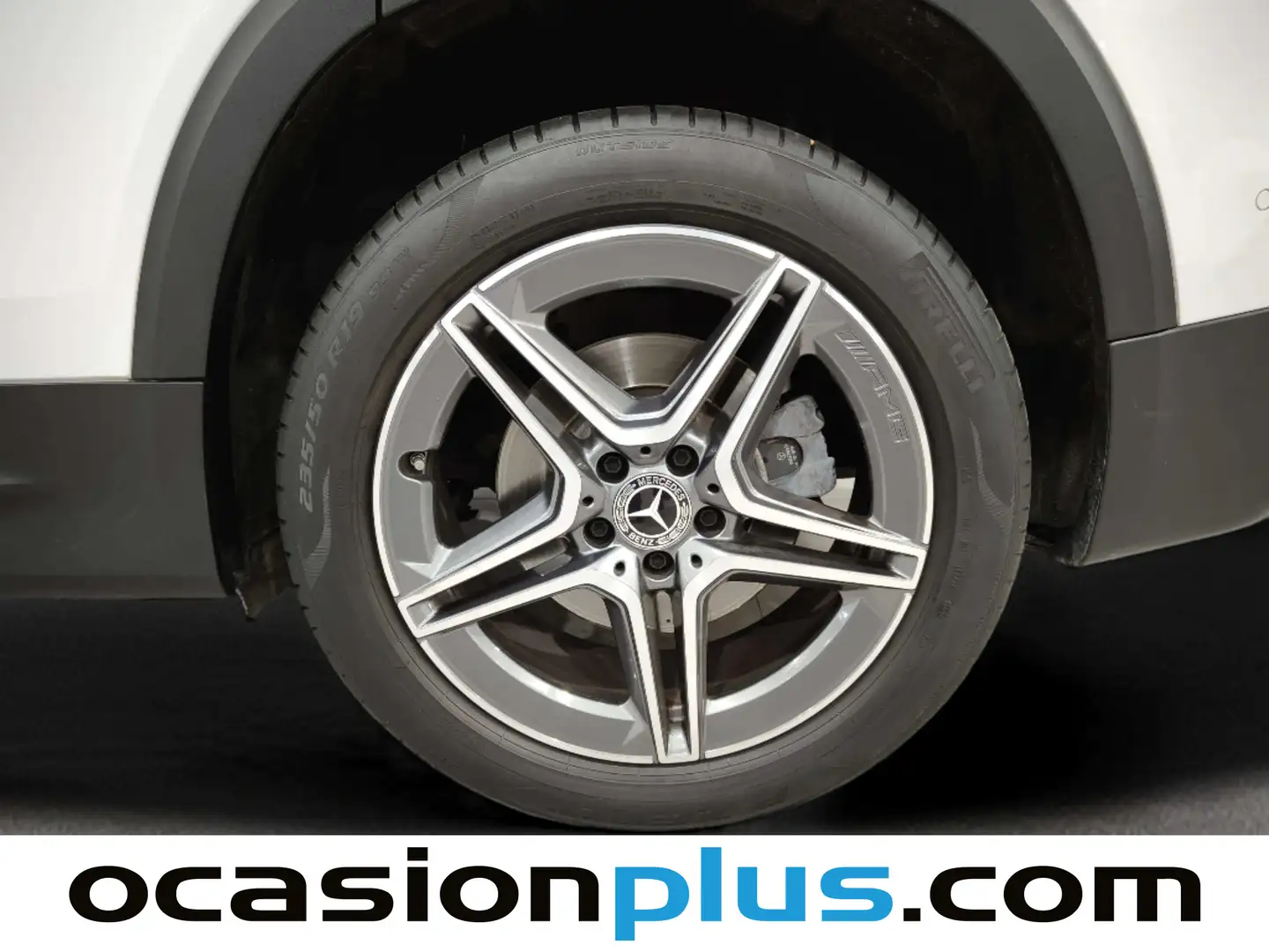 Foto Mercedes GLB Mercedes-Benz GLB 200 d (150 CV) Pack AMG 7 Plazas