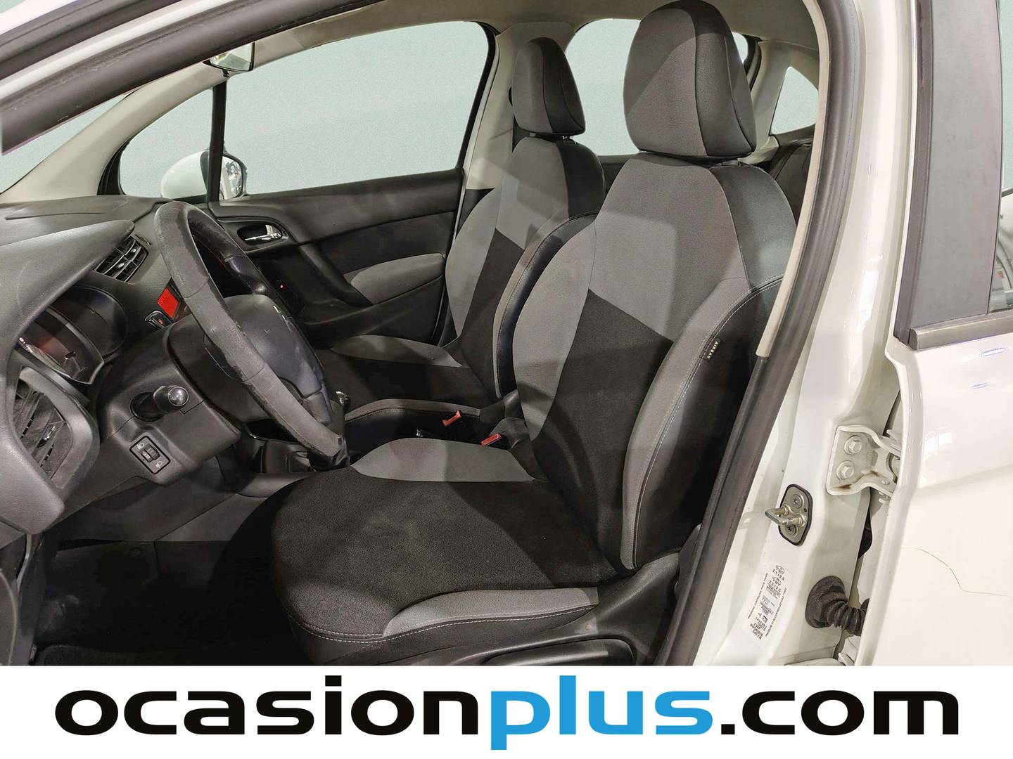 Foto asientos delanteros Citroën C3 Citroën C3 1.1i Attraction (60 CV)