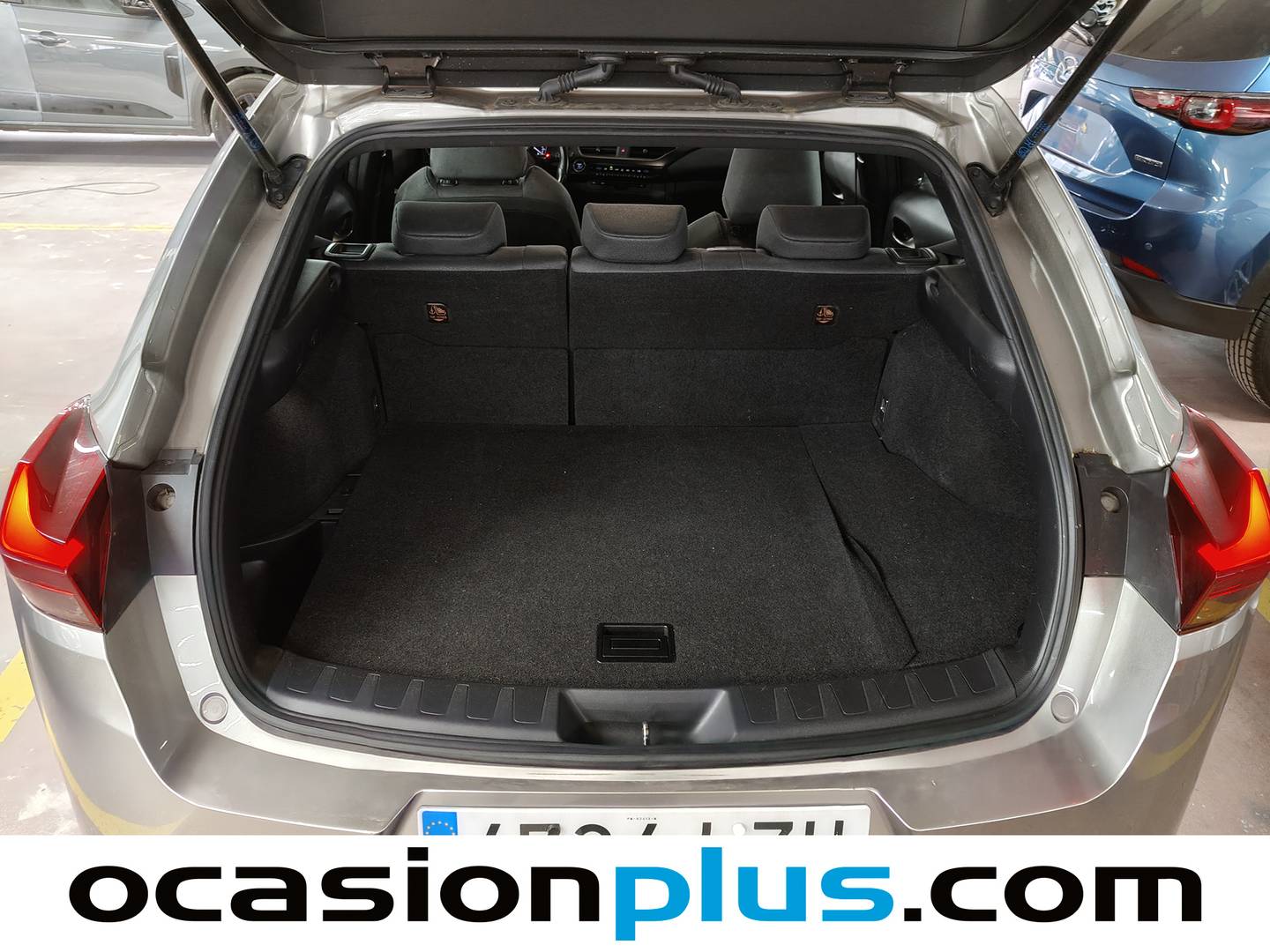 Fotos maletero Lexus UX Lexus UX 250h Business 2WD (184 CV)