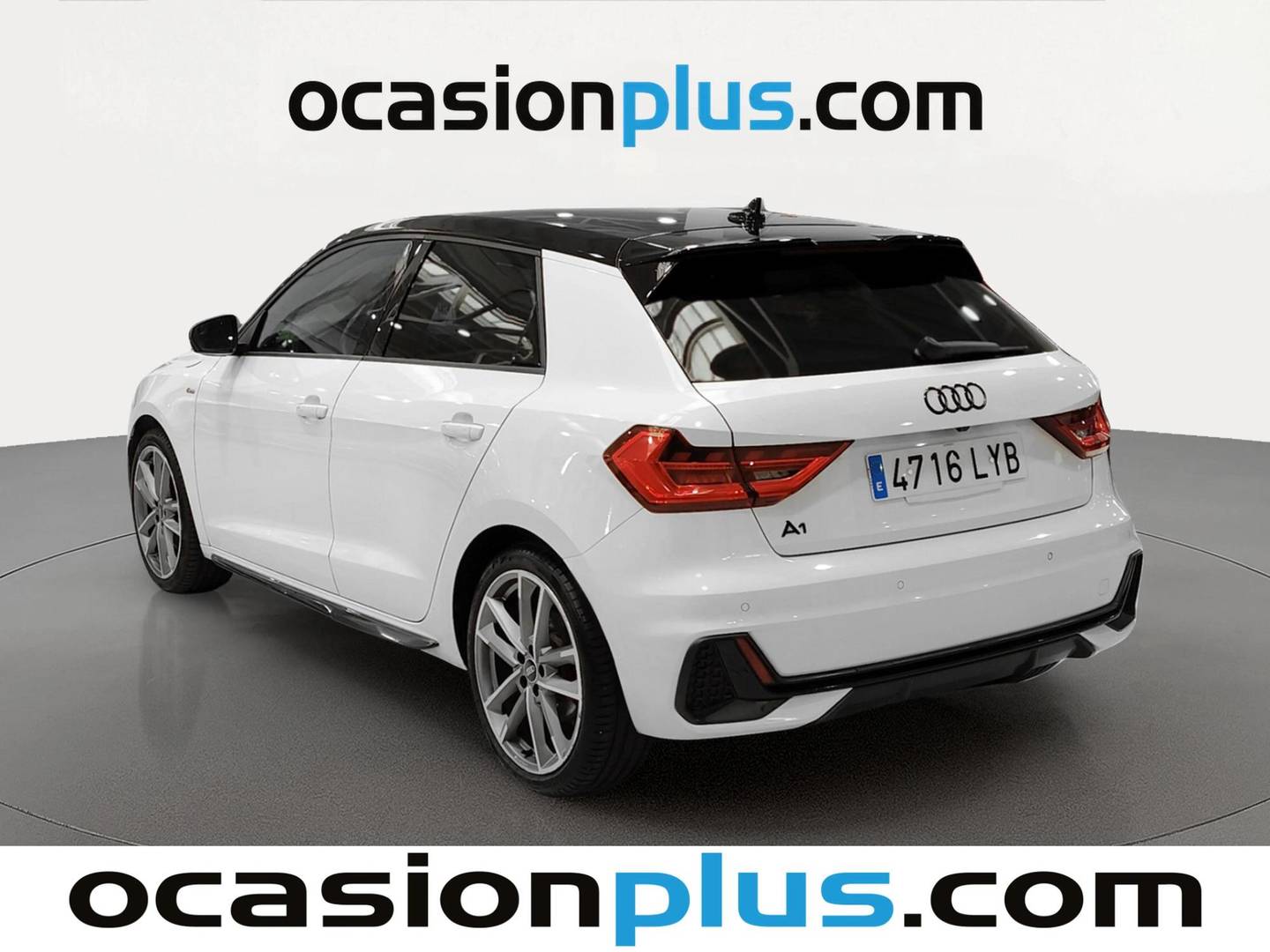Foto trasera Audi A1 Audi A1 Sportback S line 35 TFSI (150 CV) S tronic izquierda