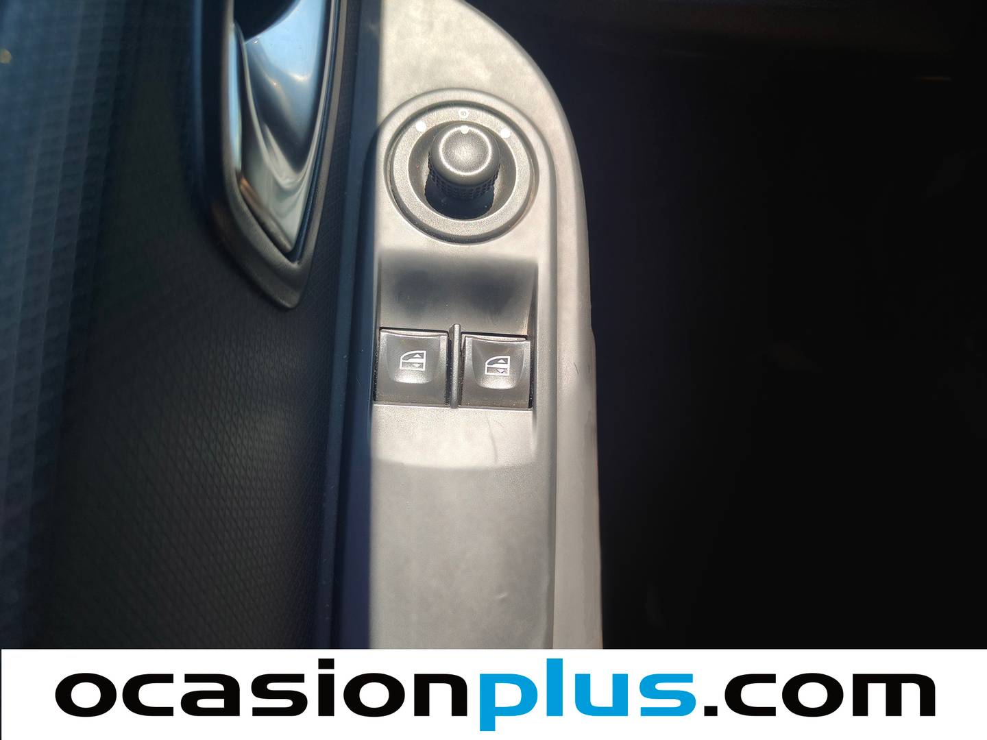 Renault Clio Renault Clio Limited 1.2 (75 CV) manual
