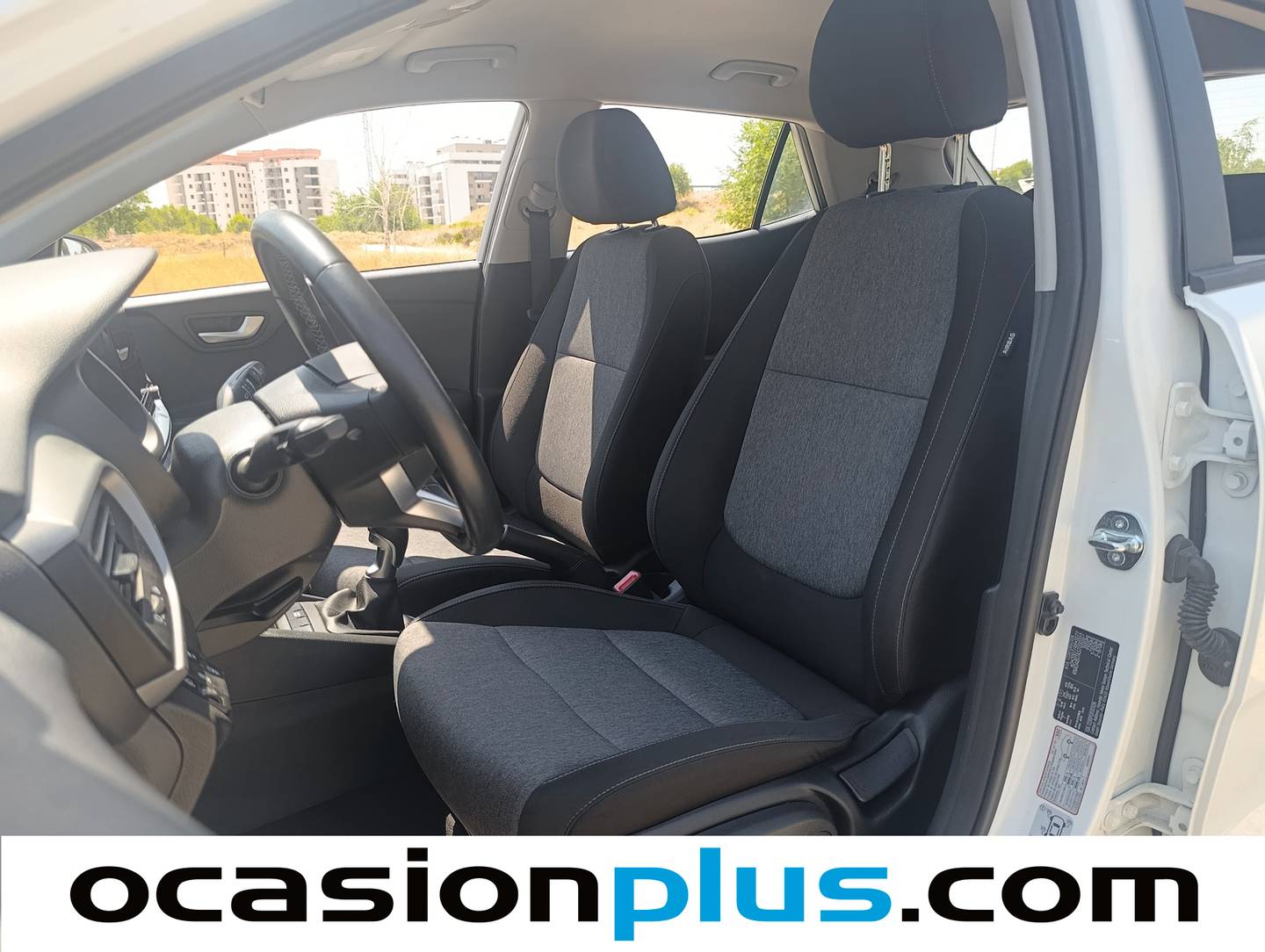 Foto asientos delanteros KIA Stonic KIA Stonic 1.0 T-GDi MHEV MT Concept (100 CV)