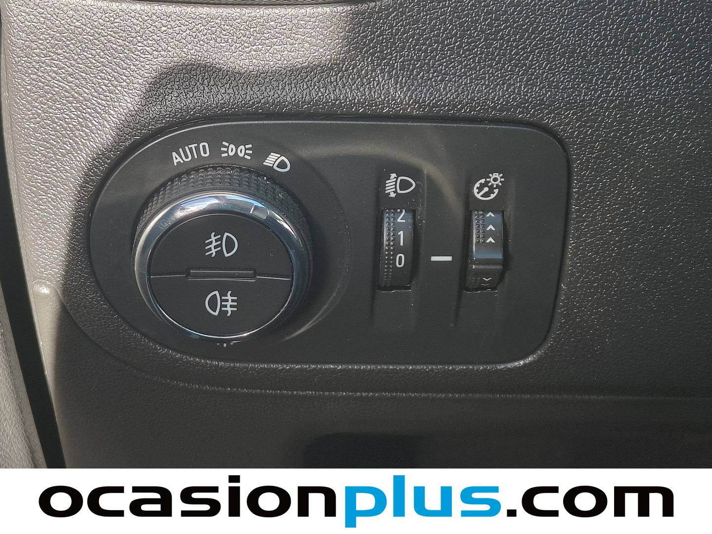 Foto Opel Crossland X Opel Crossland X 1.2 Opel 2020 (110 CV)