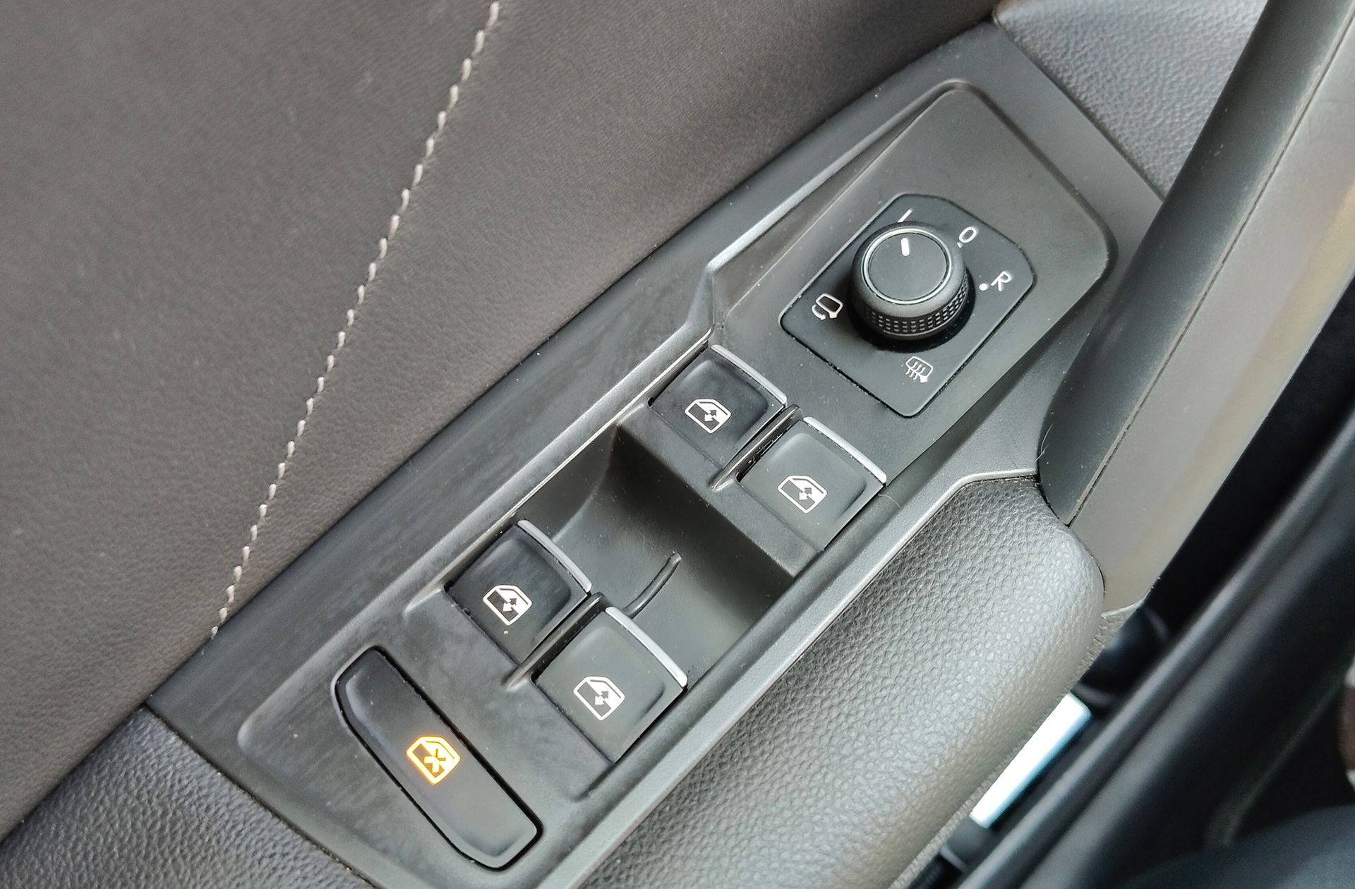 Volkswagen Tiguan Allspace R-Line 2.0 TDI DSG 7 plazas - foto 41