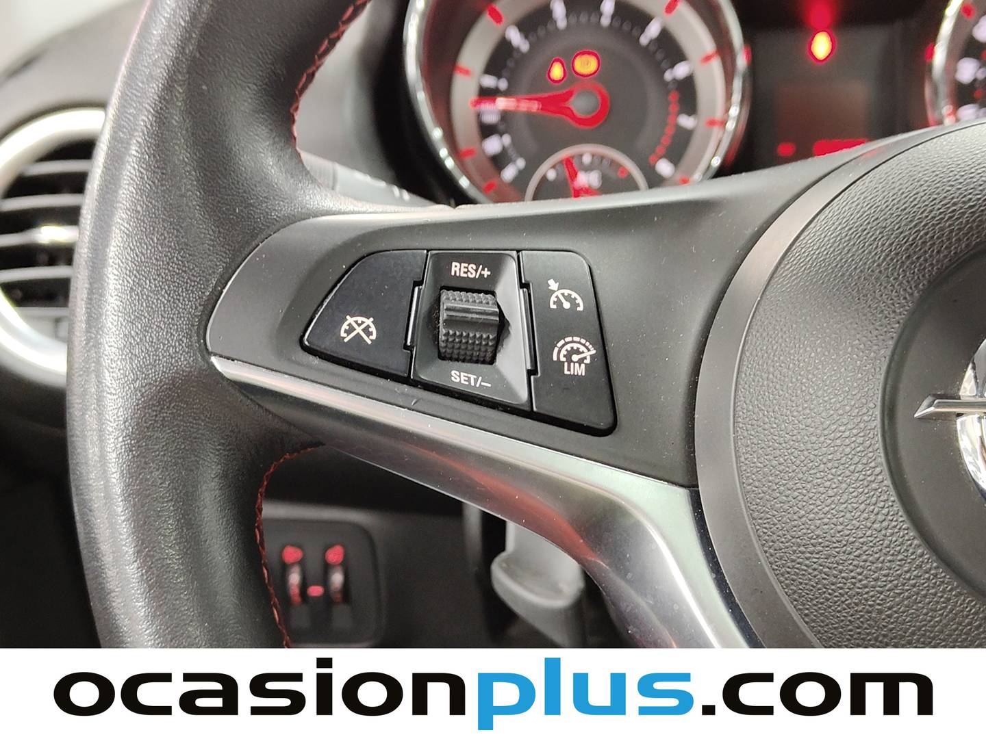 Extras del Opel Adam Opel Adam 1.4 XEL Glam (87 CV)