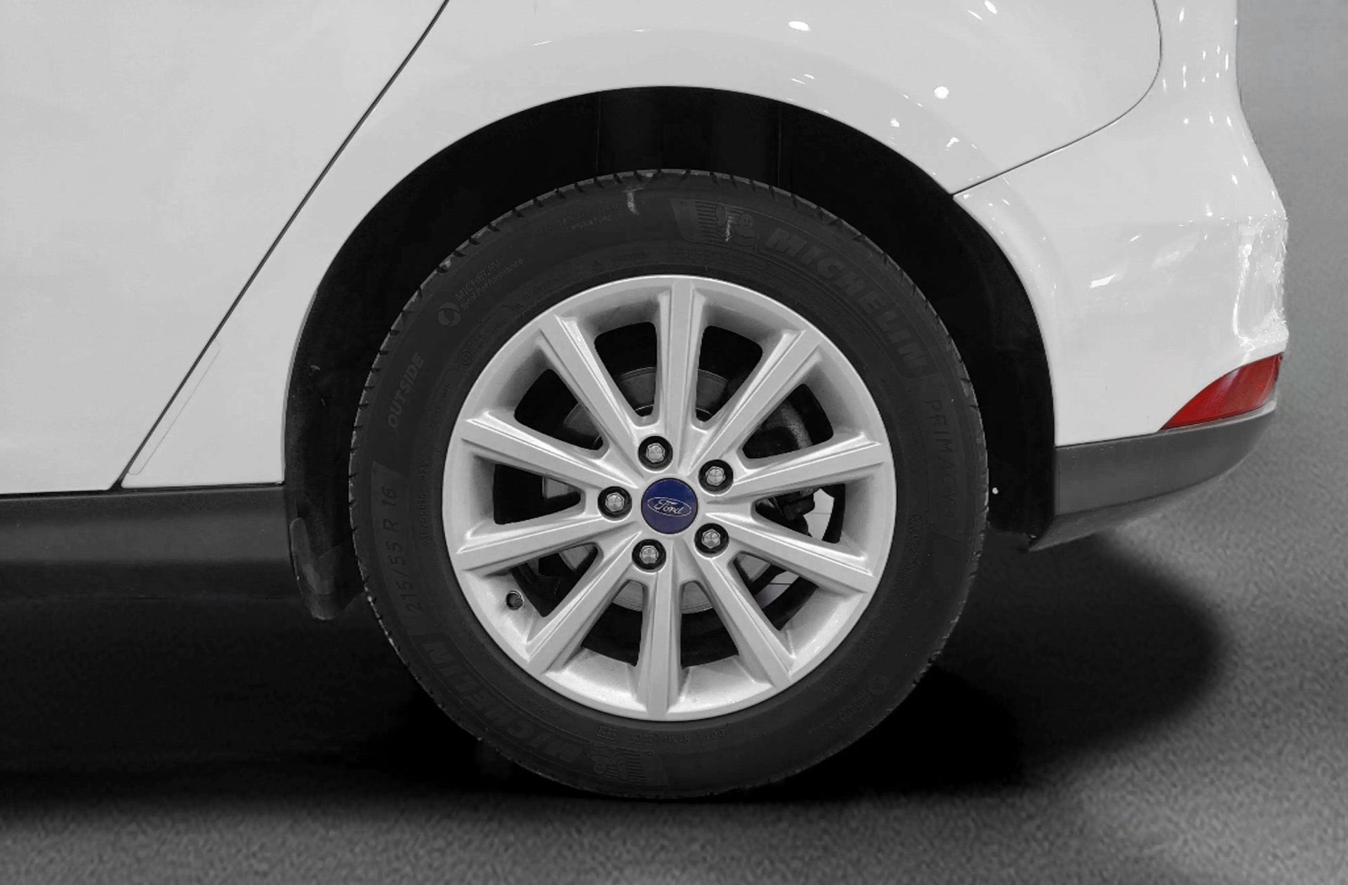 Ford Focus 2.0 TDCi Titanium PowerShift - foto 33