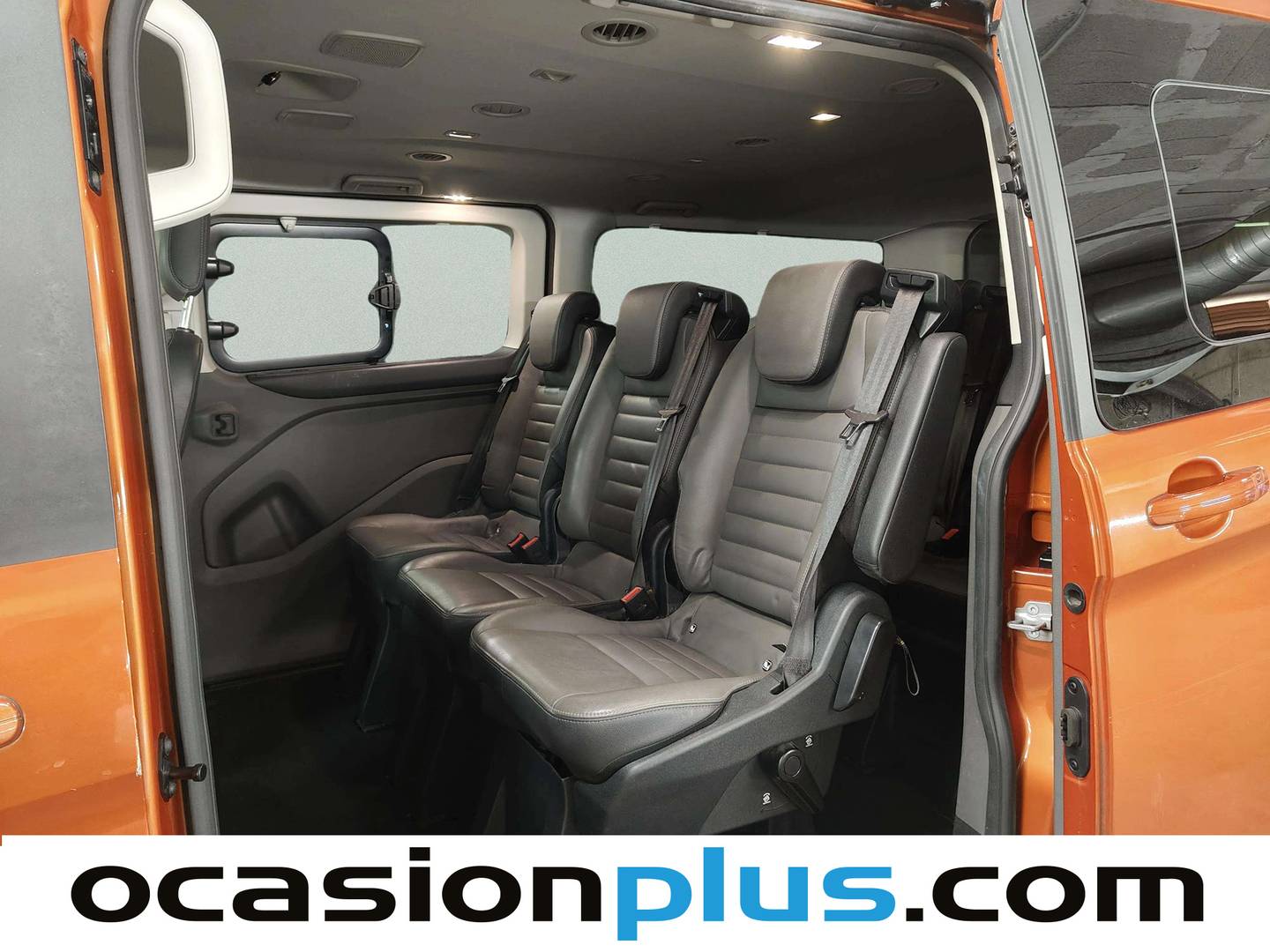Foto asientos traseros Ford Tourneo Custom Ford Tourneo Custom 2.0 TDCI L1 Titanium Auto (170 CV) 8 Plazas
