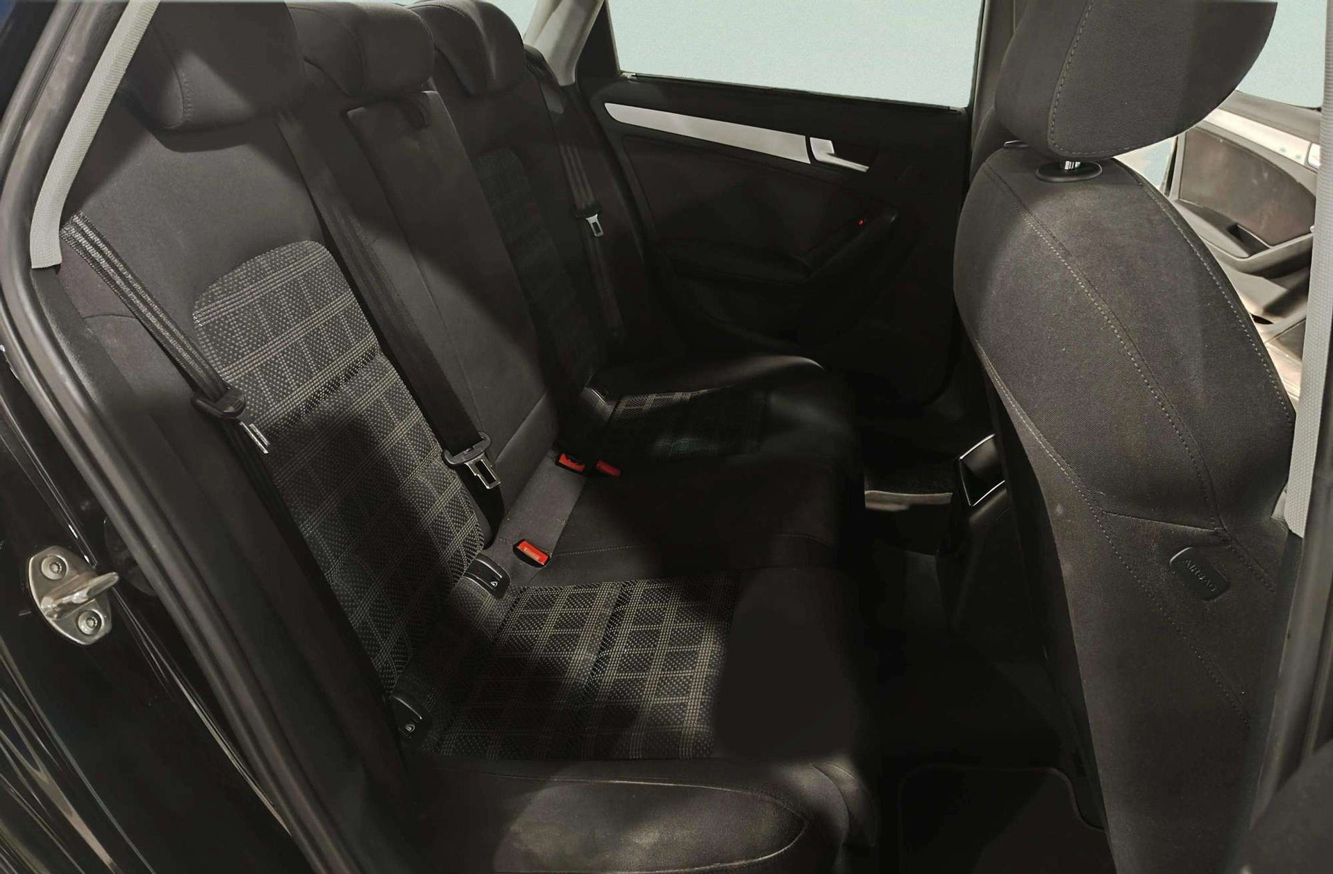 Audi A4 S line edition 2.0 TDI clean diesel multitronic - foto 14