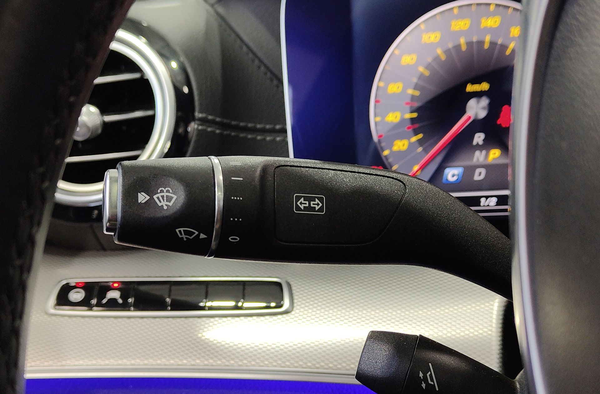 Mercedes-Benz Clase E E 220 d - foto 30
