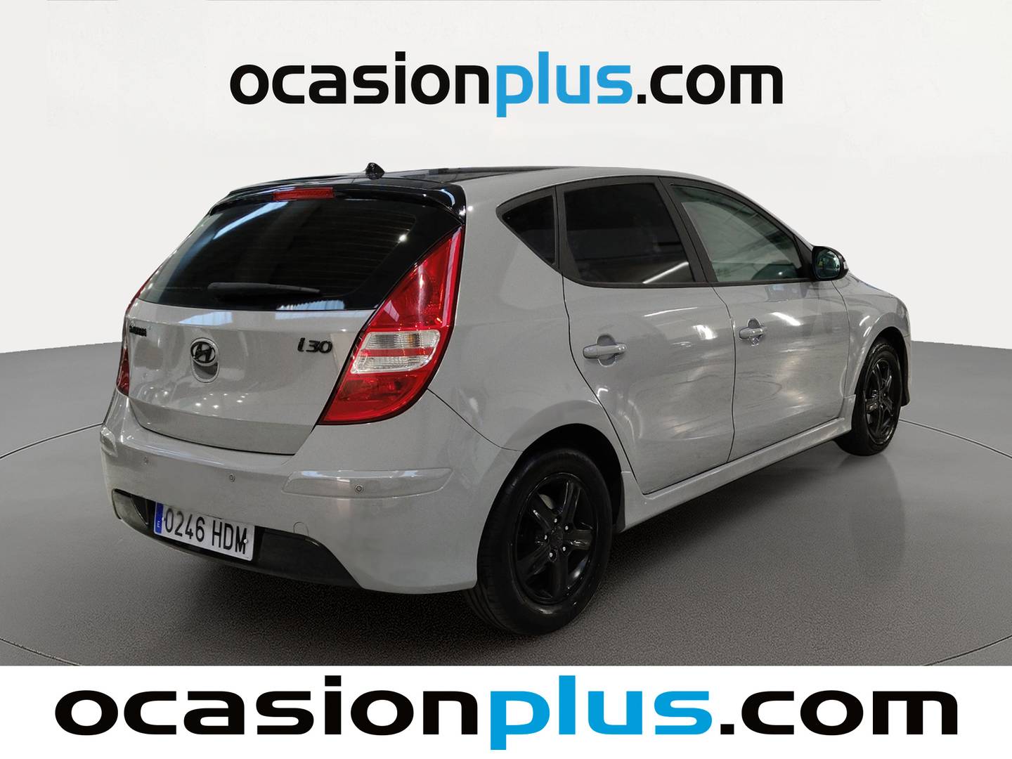 Foto trasera Hyundai i30 Hyundai i30 1.6 CRDI Comfort GL (90 CV) derecha