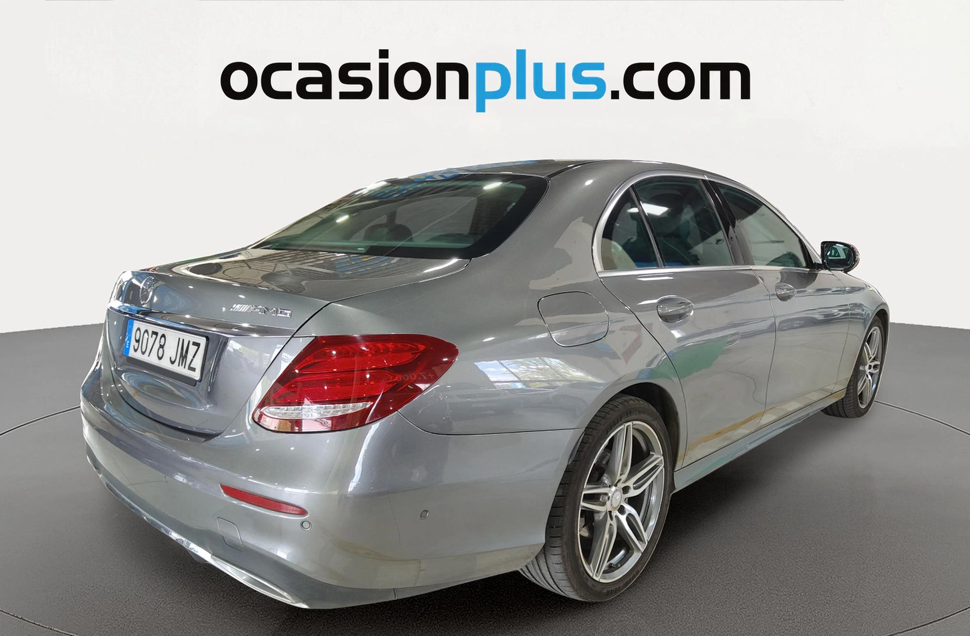 Mercedes-Benz Clase E E 220 d Pack AMG - foto 3
