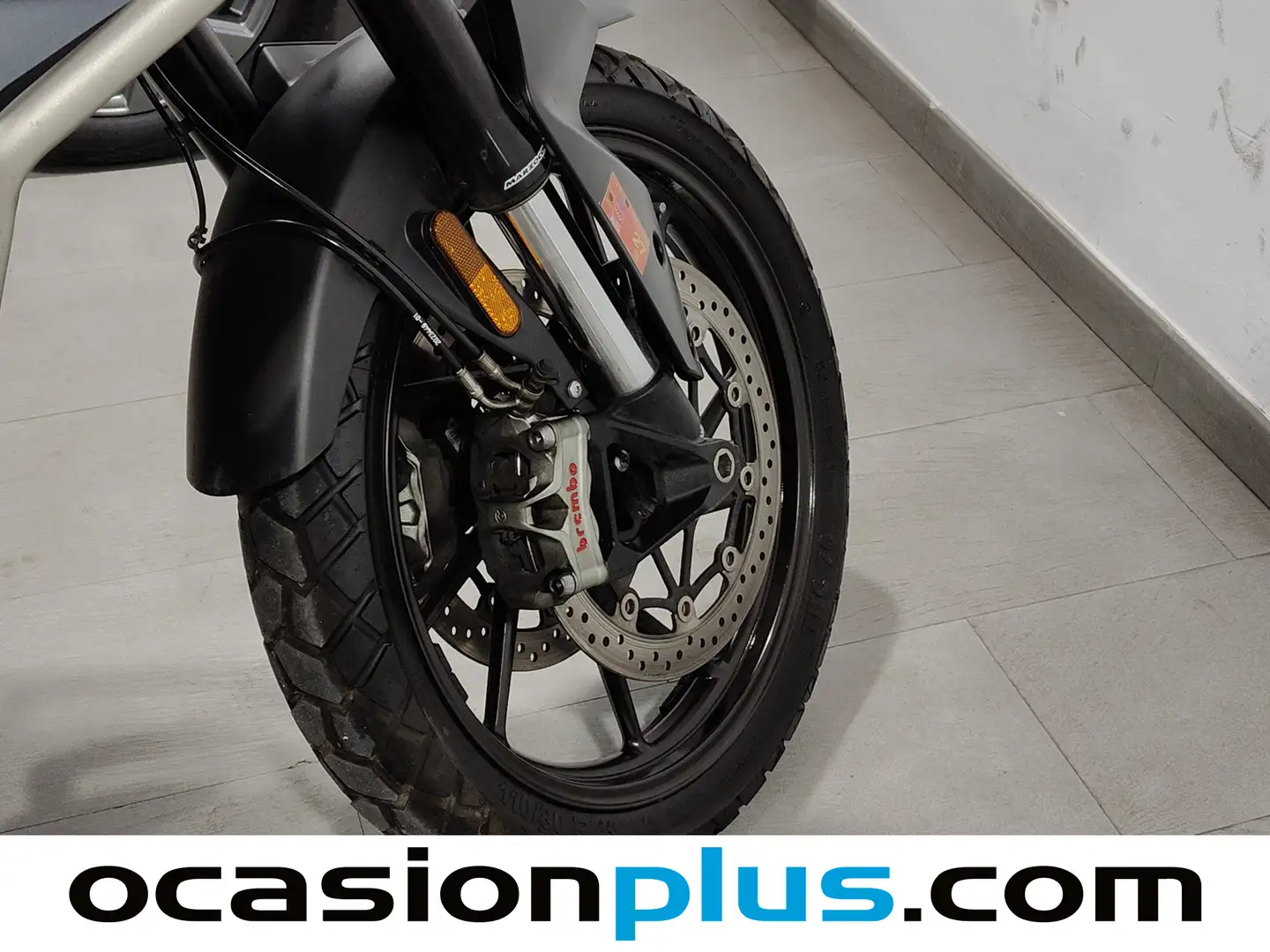 Foto Triumph Tiger 900 GT PRO Triumph Tiger 900 GT PRO (95 CV)