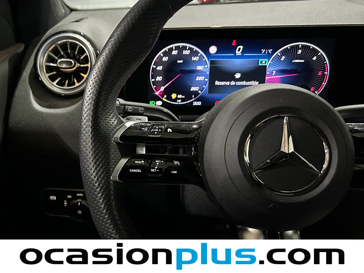 Foto Mercedes GLA Mercedes-Benz GLA GLA 200 D (150 CV)