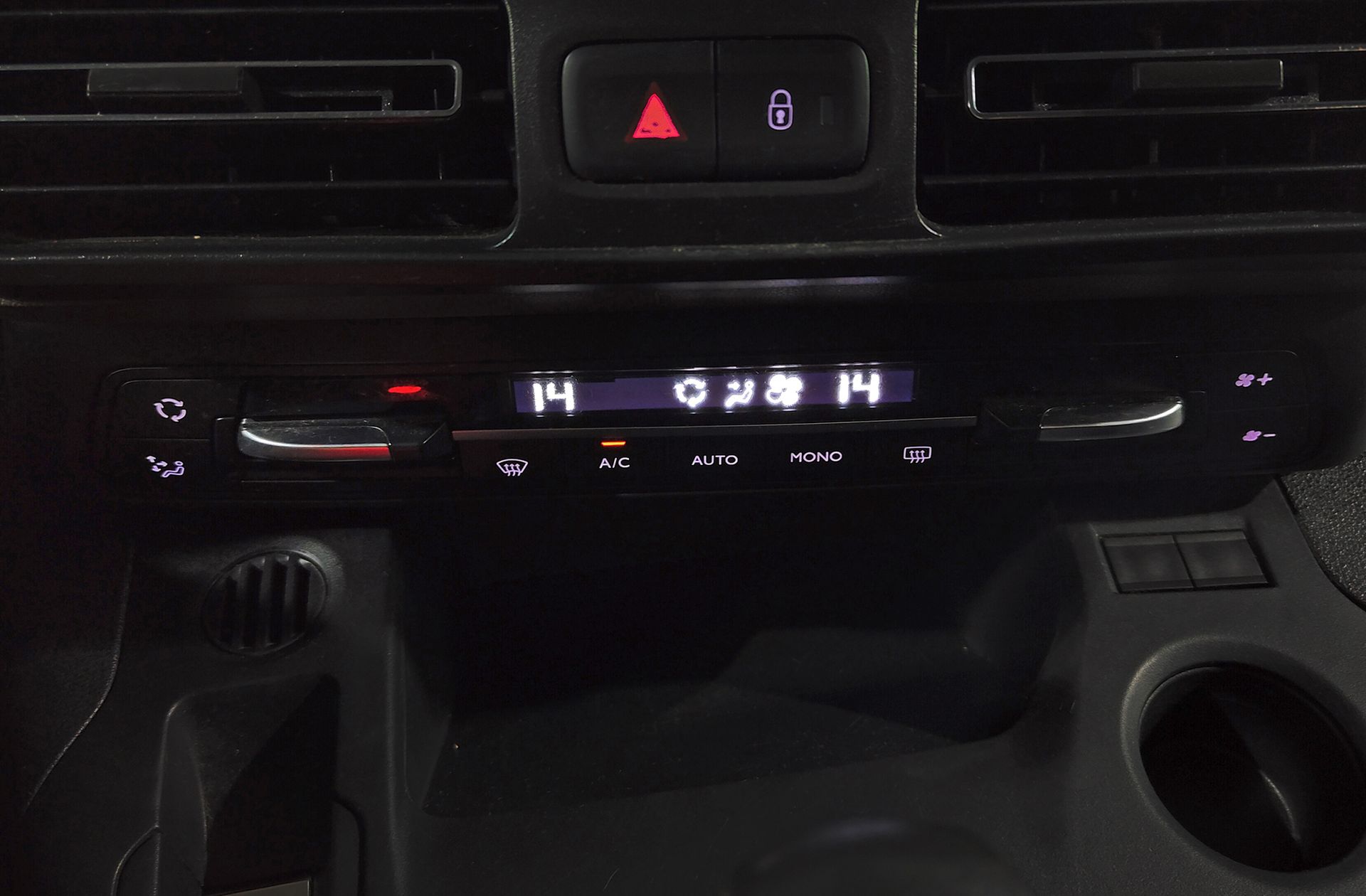Peugeot Rifter BlueHDi 100 Active Standard Nav+ - foto 30