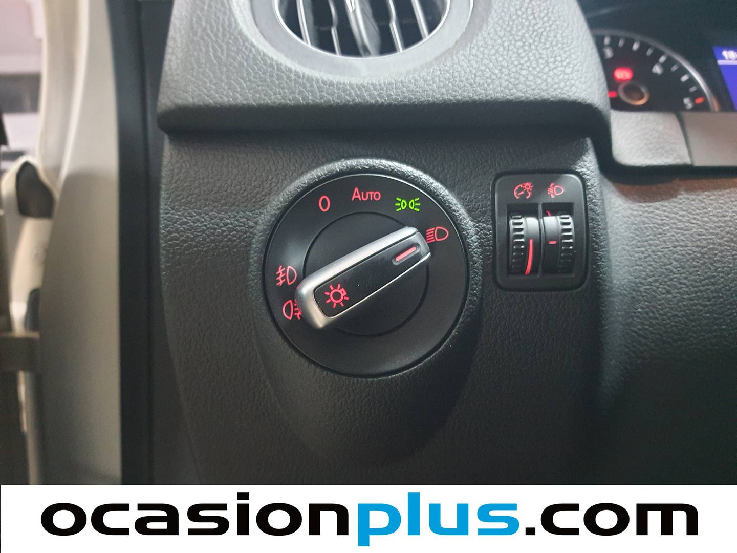 Foto Volkswagen Tiguan Volkswagen Tiguan T1 2.0 TDI BMT 4x2  (110 CV)