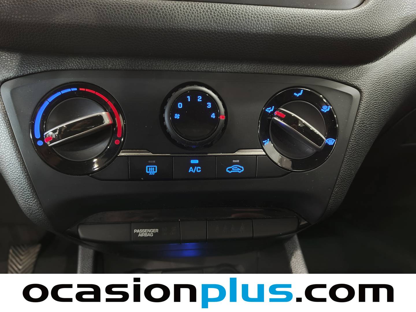 Foto Hyundai i20 Hyundai i20 1.2 MPI Essence (84 CV)