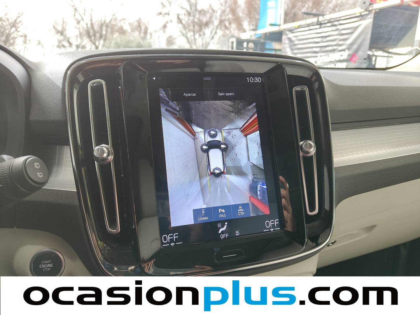 Acabados Volvo XC40 Volvo XC40 T3 Momentum (163 CV)