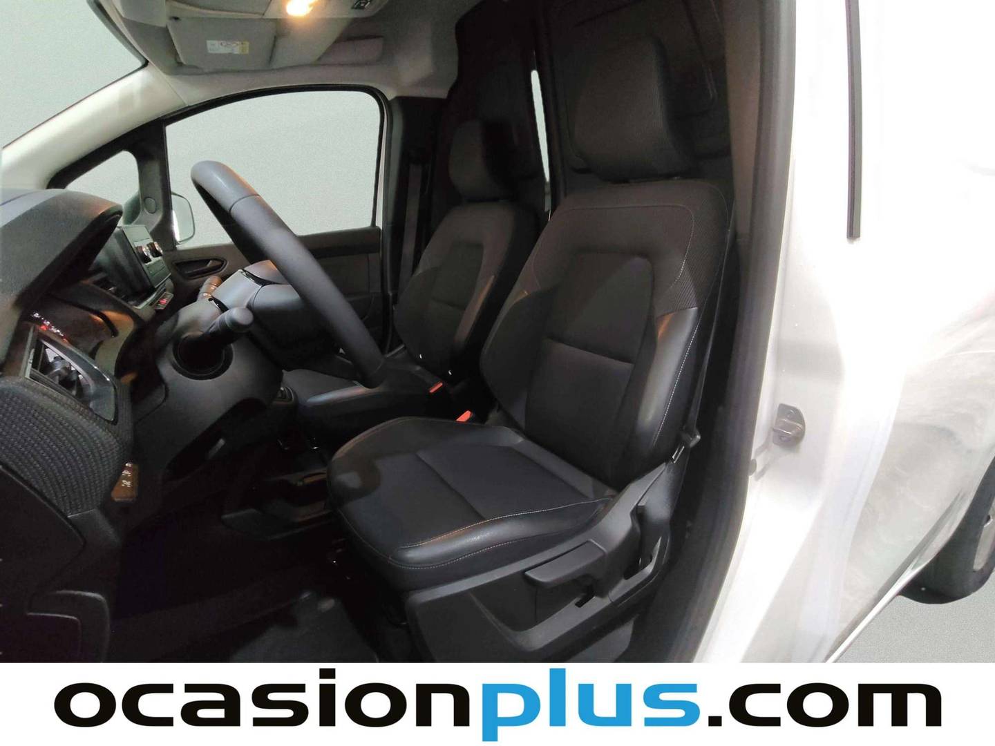 Foto asientos traseros Nissan Townstar Nissan Townstar Furgon 1.3G L1 Profesional (130 CV)