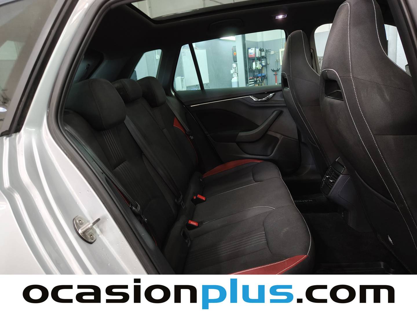 Foto Skoda Kamiq Skoda Kamiq 1.0 TSI Sport 81 kW (110 CV)