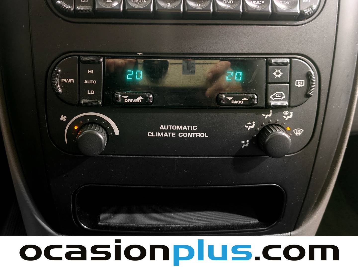 Extras y acabados del Chrysler Voyager Chrysler Voyager 2.8 CRD LX Auto (150 CV) 7 Plazas