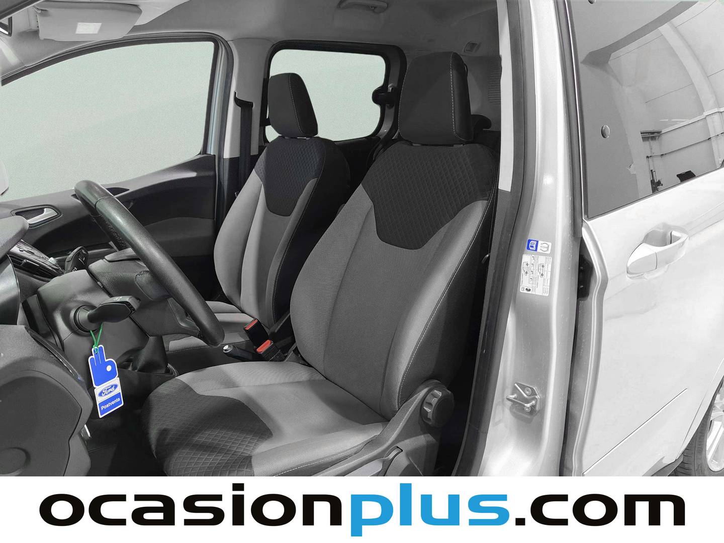 Foto asientos delanteros Ford Tourneo Courier Ford Tourneo Courier 1.0 EcoBoost Titanium (100 CV)