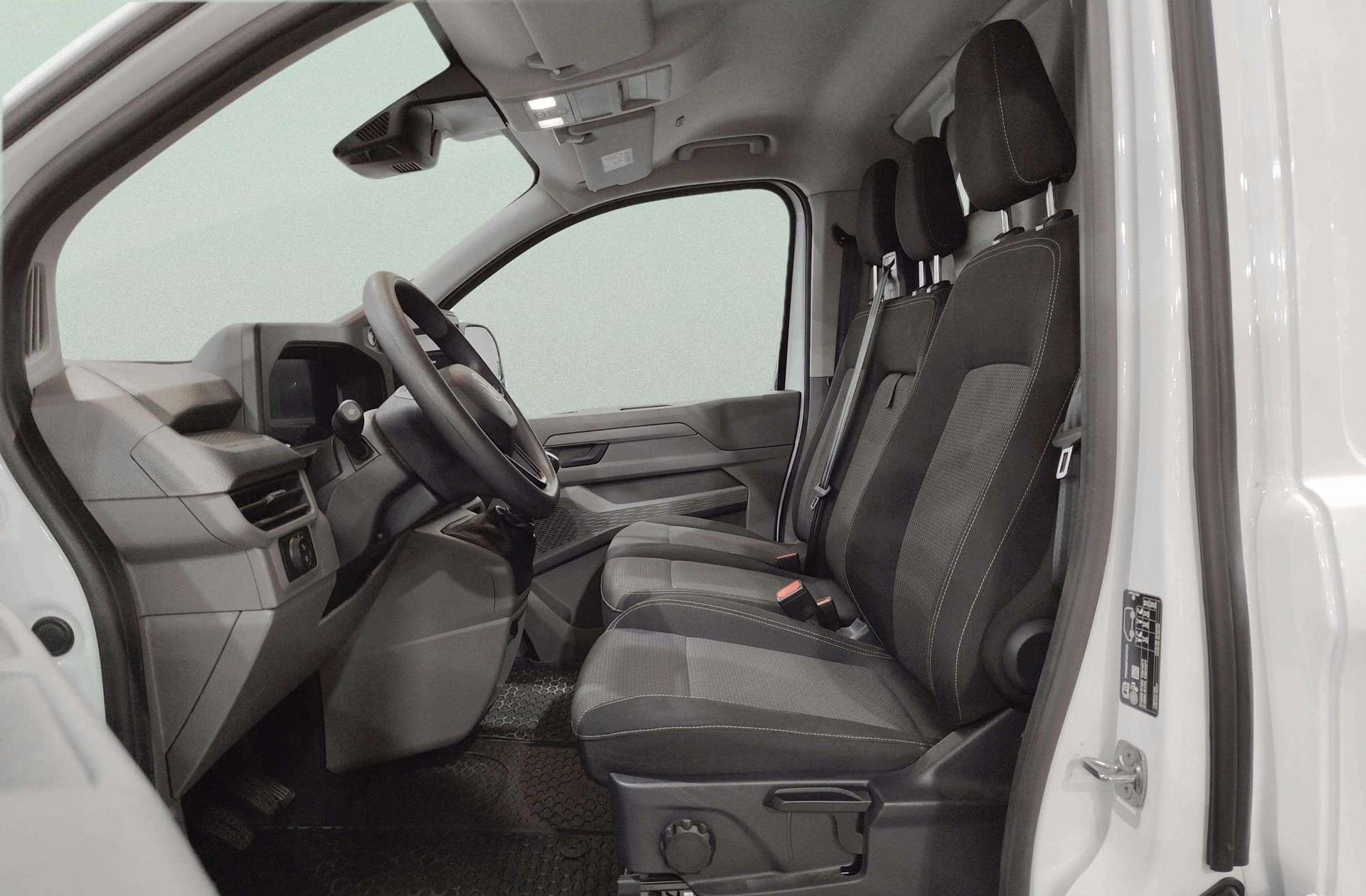 Volkswagen Transporter Furgon Batalla Corta TN 2.0 TDI - foto 11
