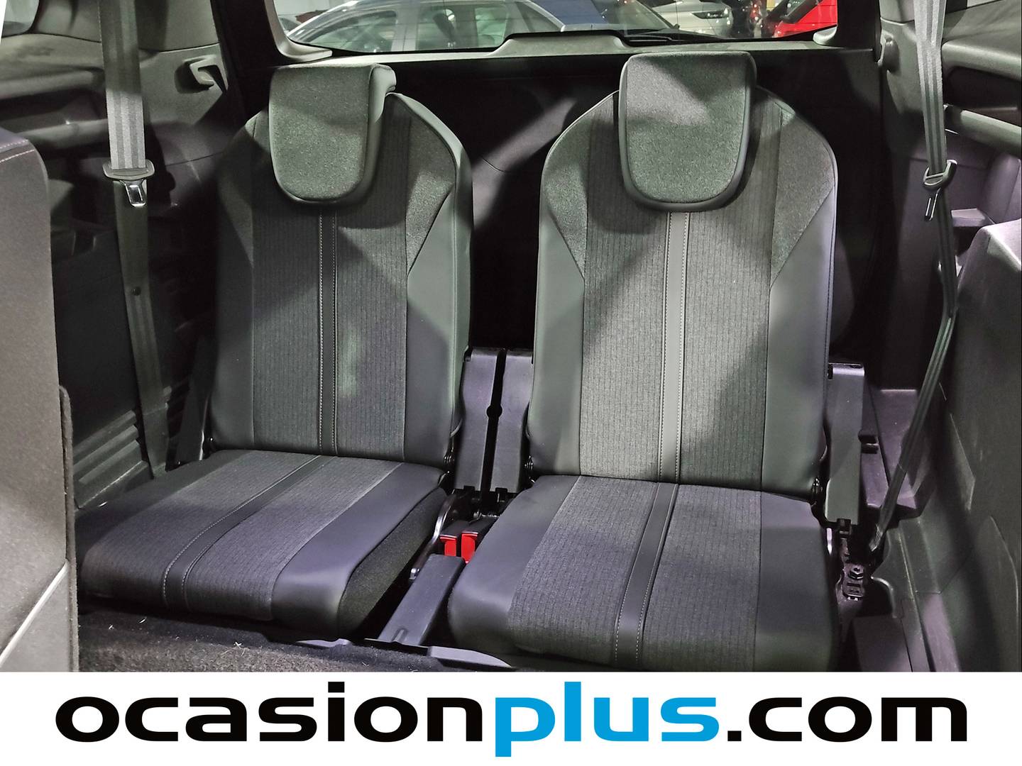 Equipamiento del Peugeot 5008 Peugeot 5008 BlueHDI 130 S&S GT EAT8 7 Plazas (130 CV)