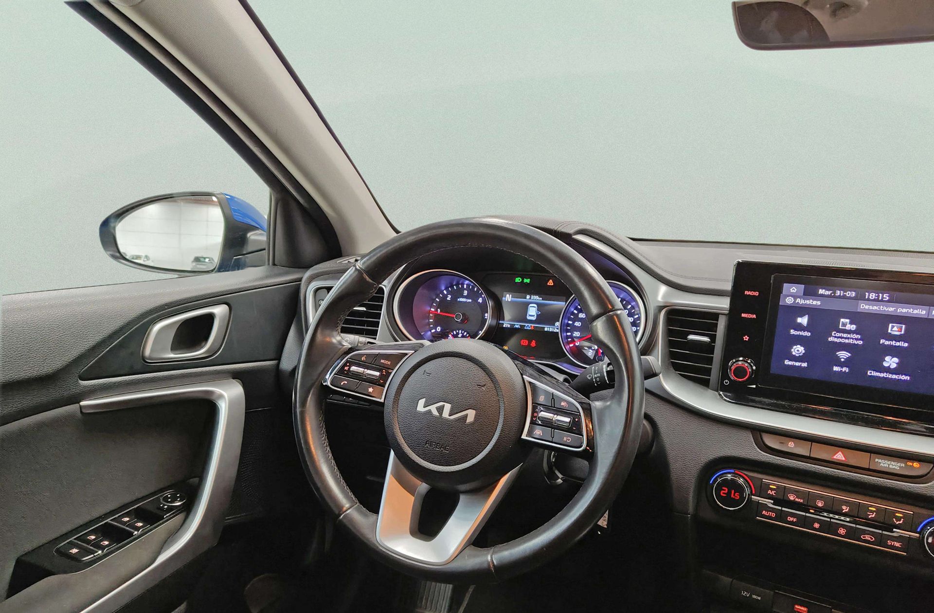 Kia Ceed 1.6 MHEV iMT Drive - foto 25