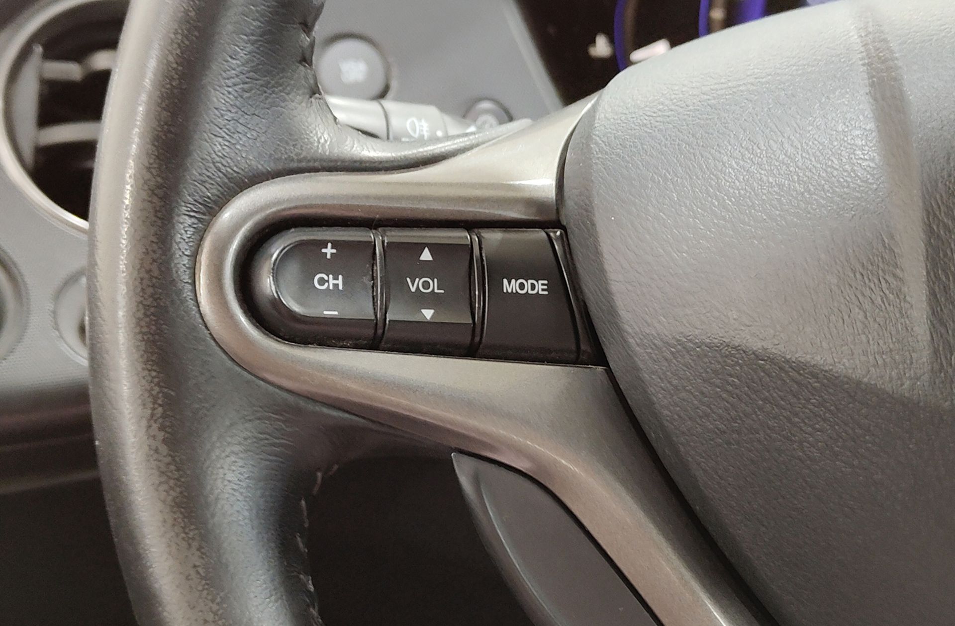 Honda Civic 1.4 i-VTEC Sport - foto 22