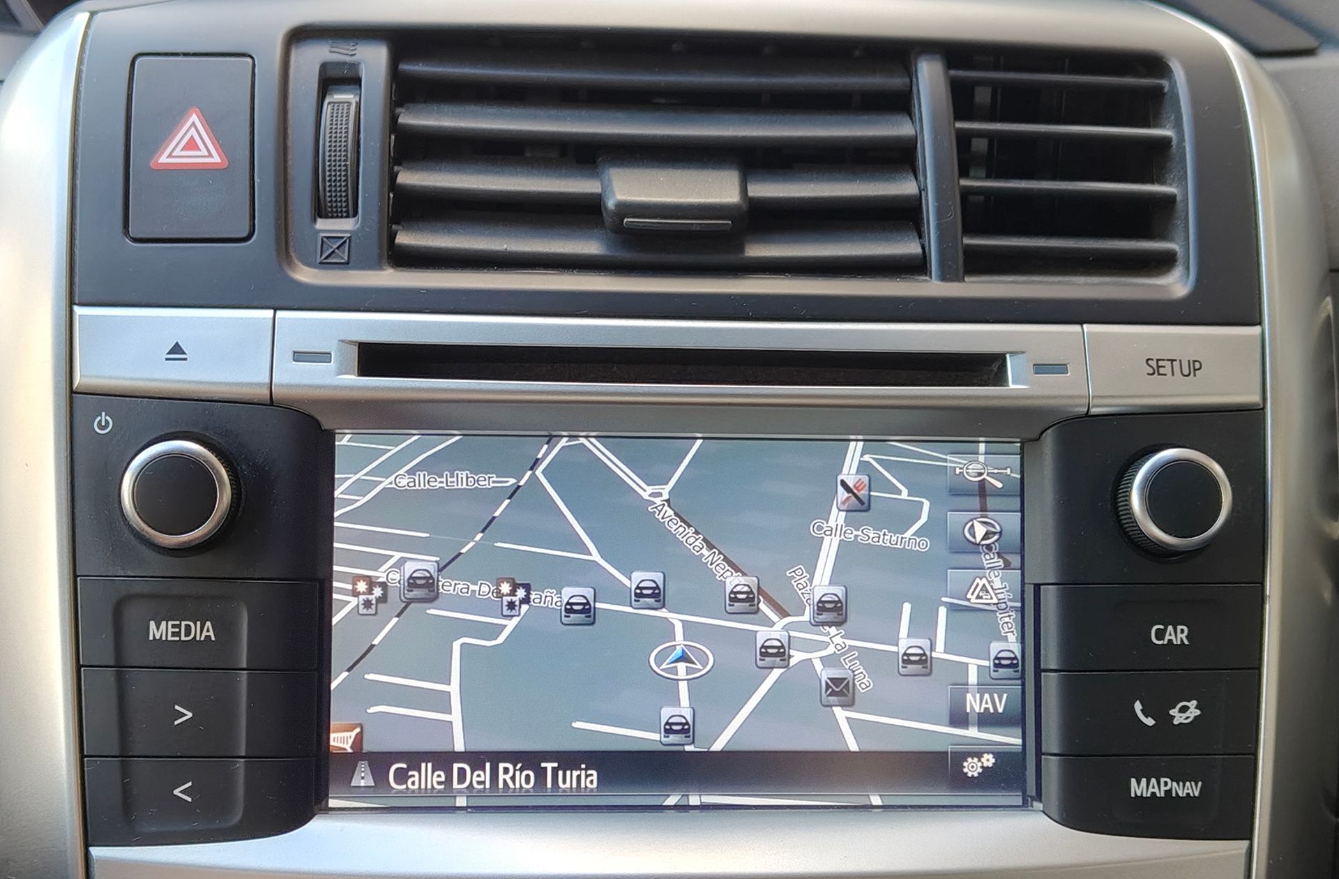 Toyota Verso 115D Advance - foto 8