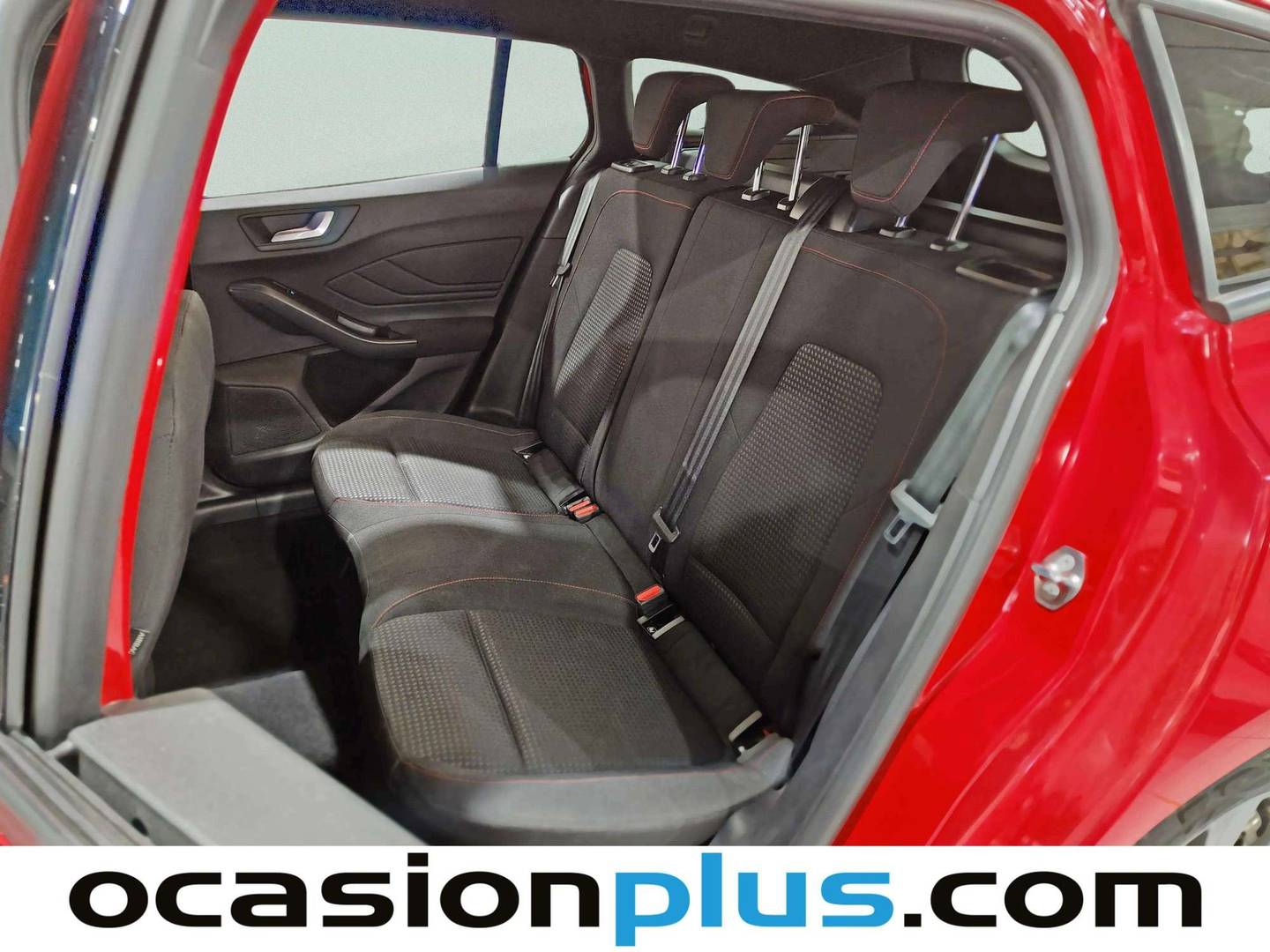 Foto asientos traseros Ford Focus Ford Focus SportBreak 1.0 Ecoboost MHEV ST-Line Auto (155 CV)