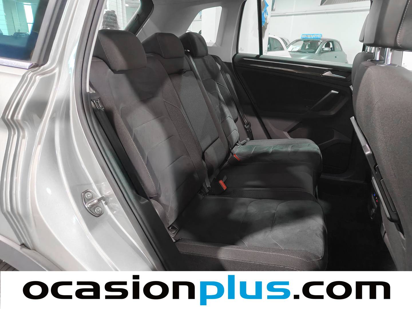 Foto Volkswagen Tiguan Volkswagen Tiguan Advance 2.0 TDI BMT (150 CV) DSG Pack R Line