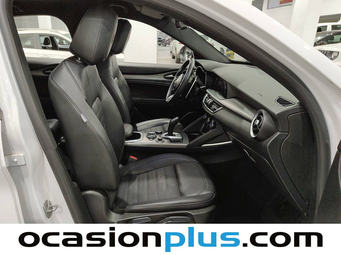 Foto Alfa Romeo Stelvio Alfa Romeo Stelvio 2.2 Diesel Sprint RWD (160 CV)