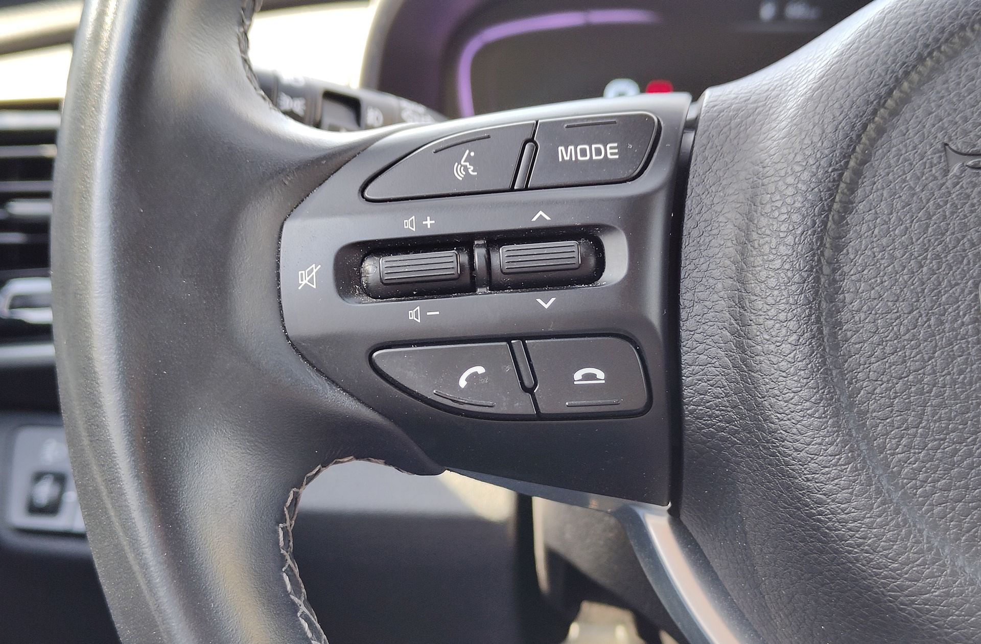 Kia Stonic 1.2 DPi Drive - foto 25