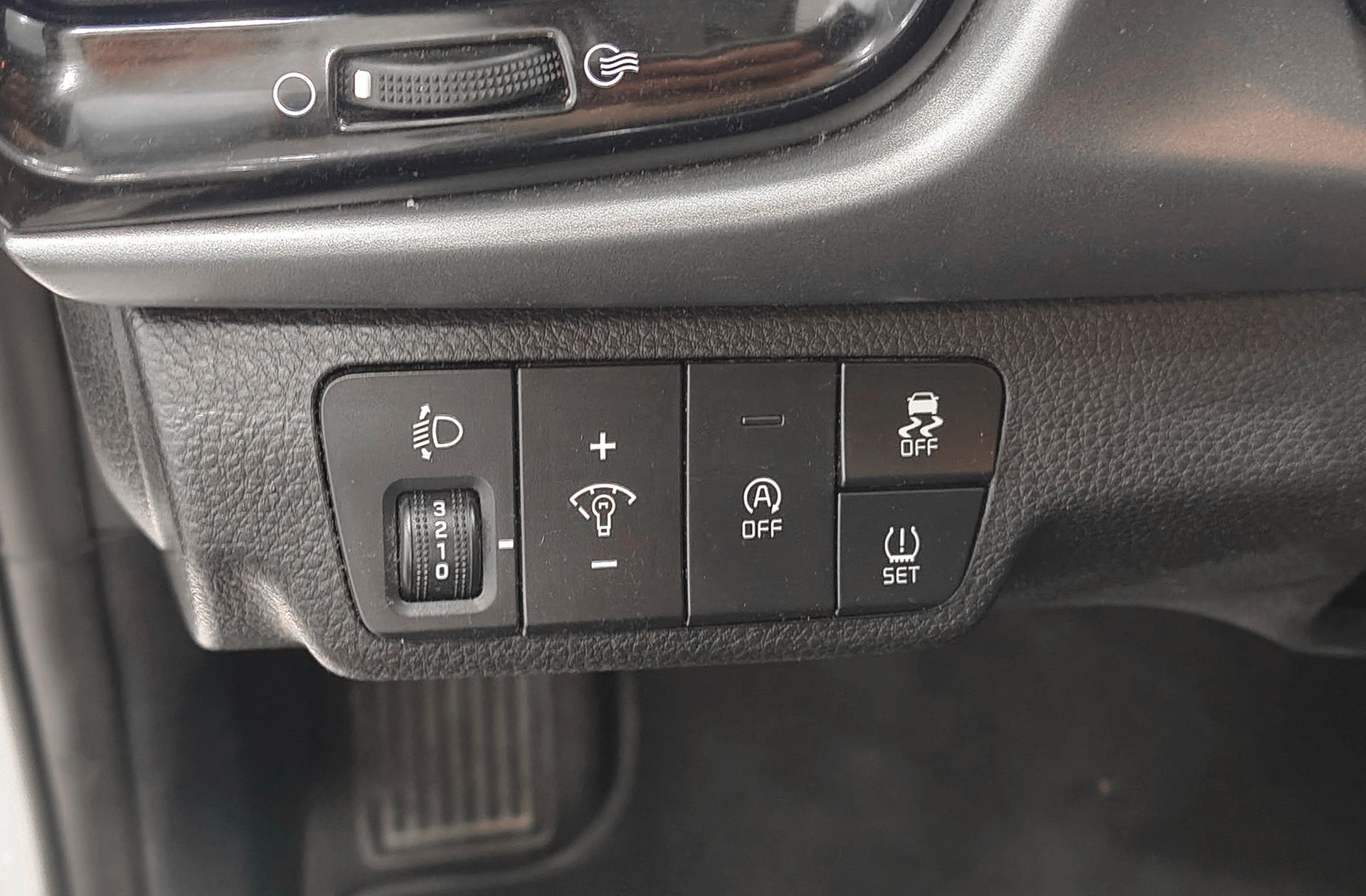 Kia Rio 1.0 T-GDi MHEV iMT Drive - foto 30