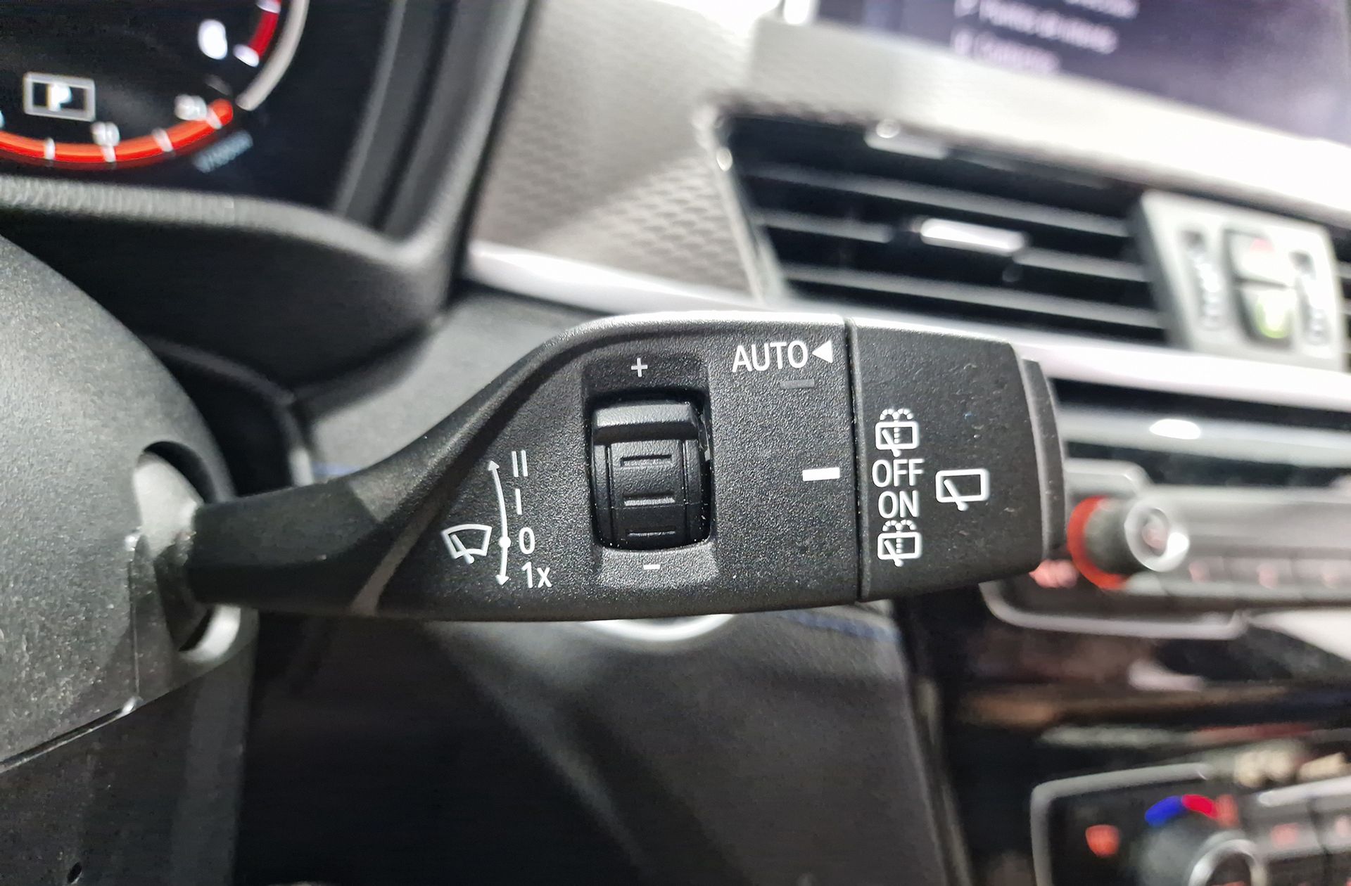 BMW X2 sDrive18d Pack M - foto 34