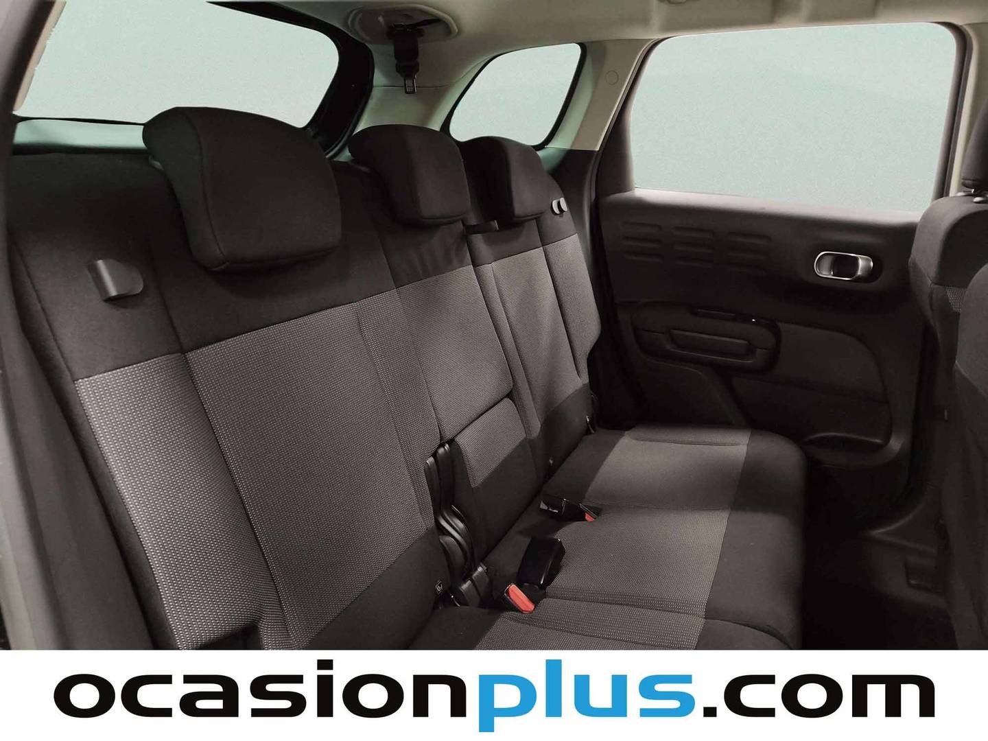 Foto Citroën C3 Aircross Citroen C3 Aircross PureTech 130 Shine Pack EAT6 (131 CV)